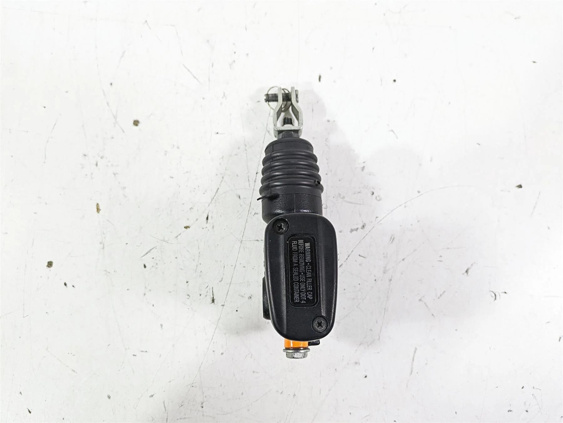 2021 Harley Softail FLSL Slim Rear Brake Master Cylinder 5/8" 41700460 - Image 5