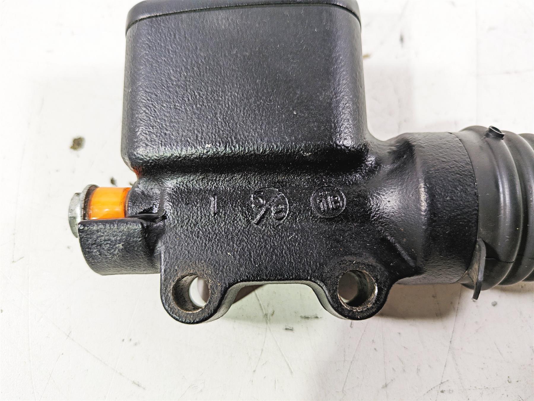 2021 Harley Softail FLSL Slim Rear Brake Master Cylinder 5/8" 41700460 - Image 8