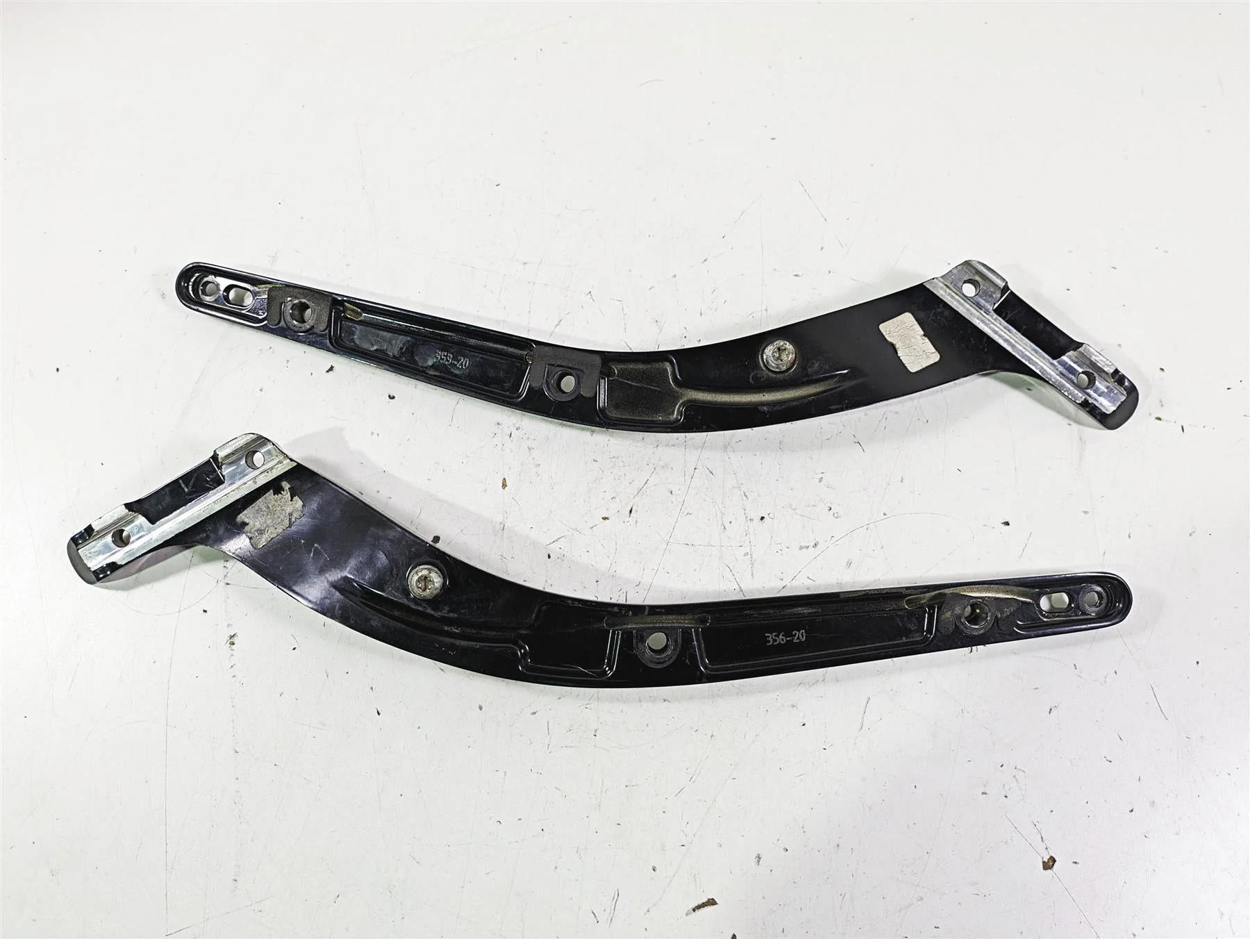 2021 Harley Softail FLSL Slim Rear Fender Braces Struts 59500422 59500423 - Image 8