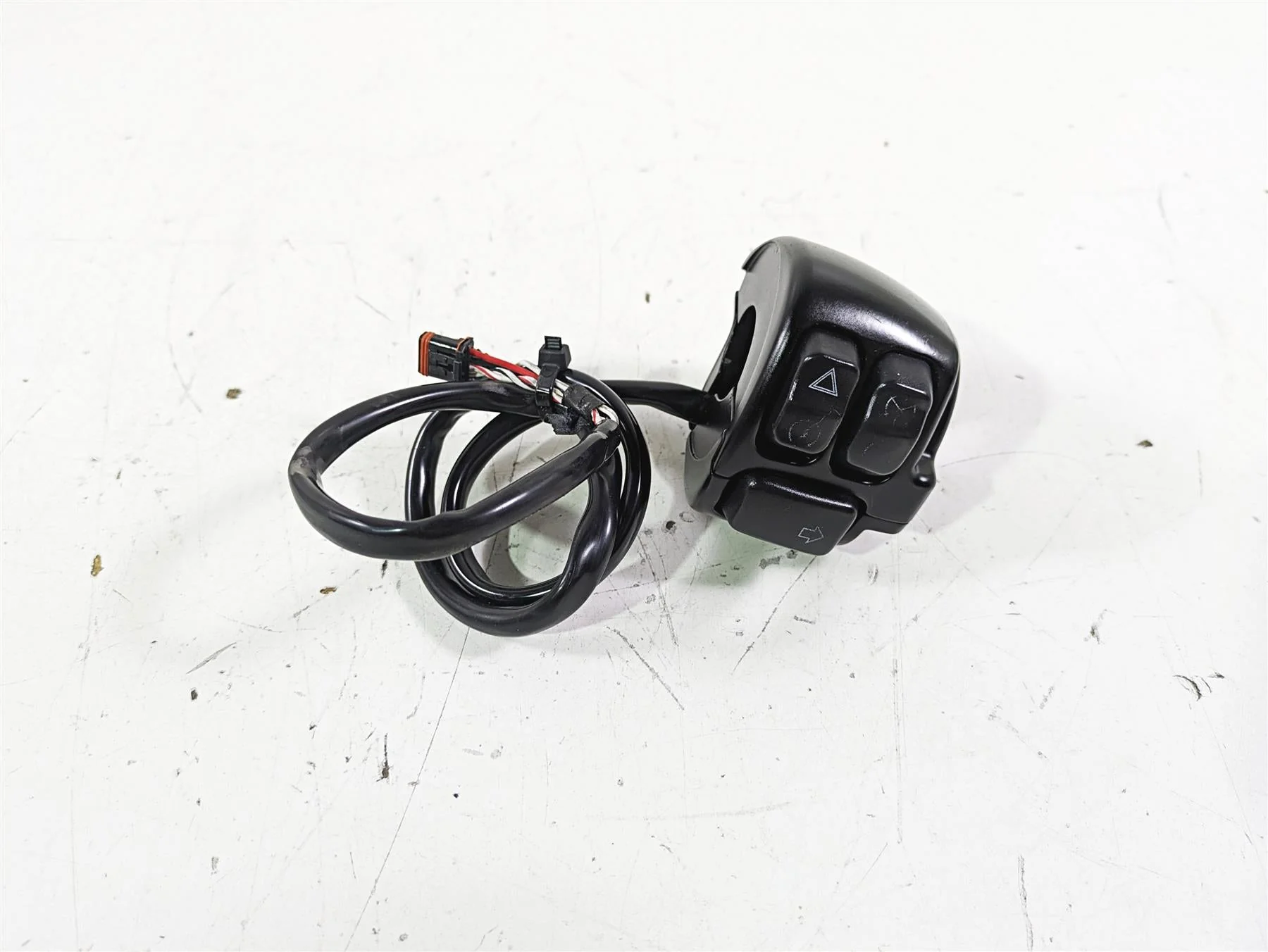 2021 Harley Softail FLSL Slim Right Hand Control Switch     71500462 - Image 12