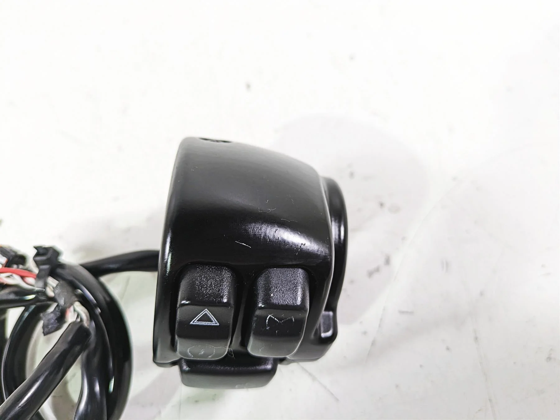 2021 Harley Softail FLSL Slim Right Hand Control Switch     71500462 - Image 3