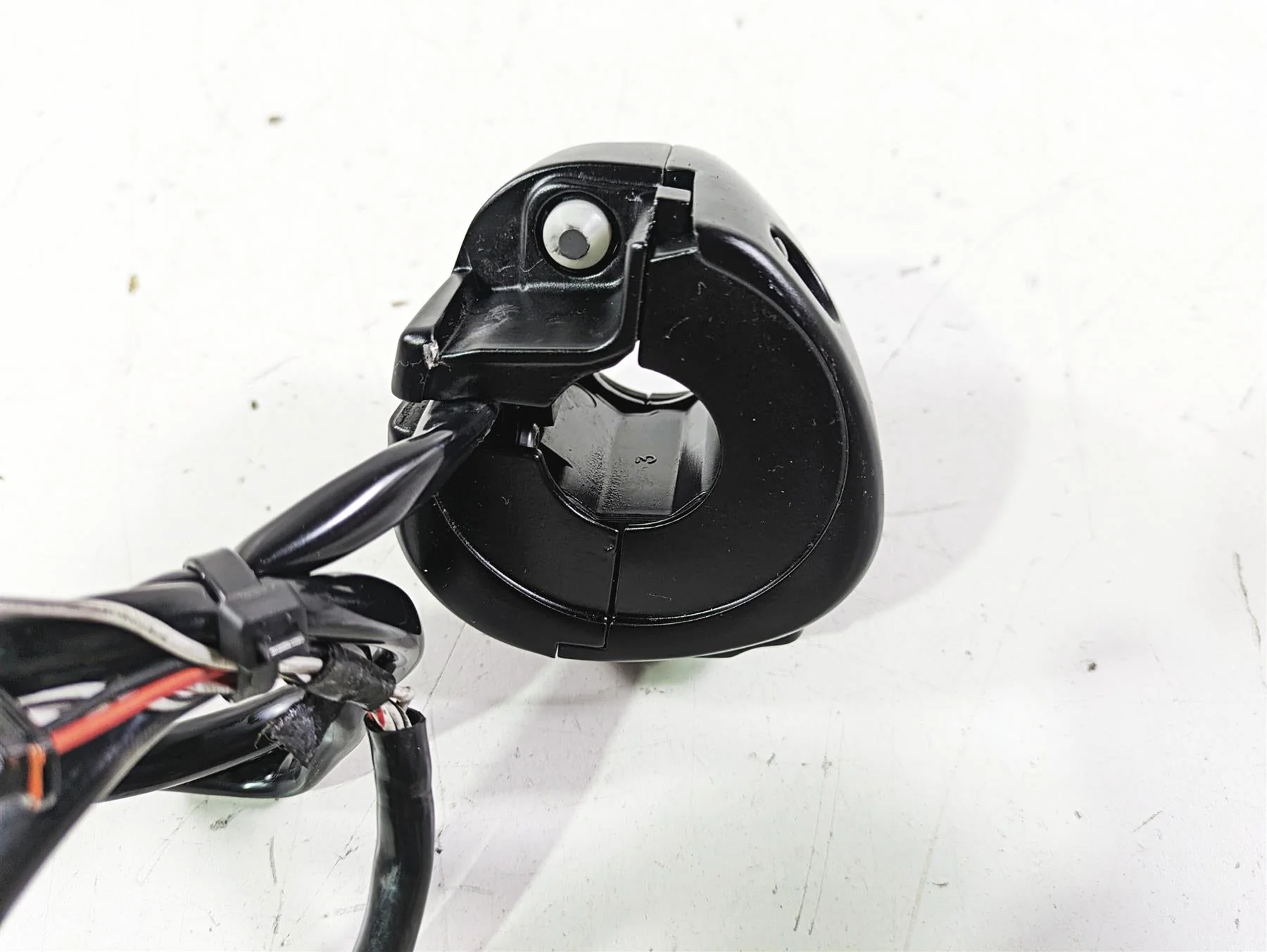 2021 Harley Softail FLSL Slim Right Hand Control Switch     71500462 - Image 7