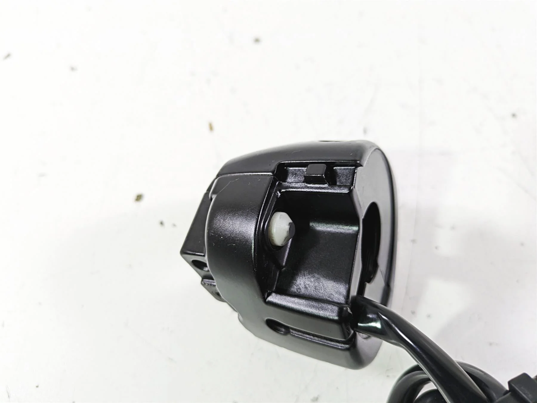 2021 Harley Softail FLSL Slim Right Hand Control Switch     71500462 - Image 8