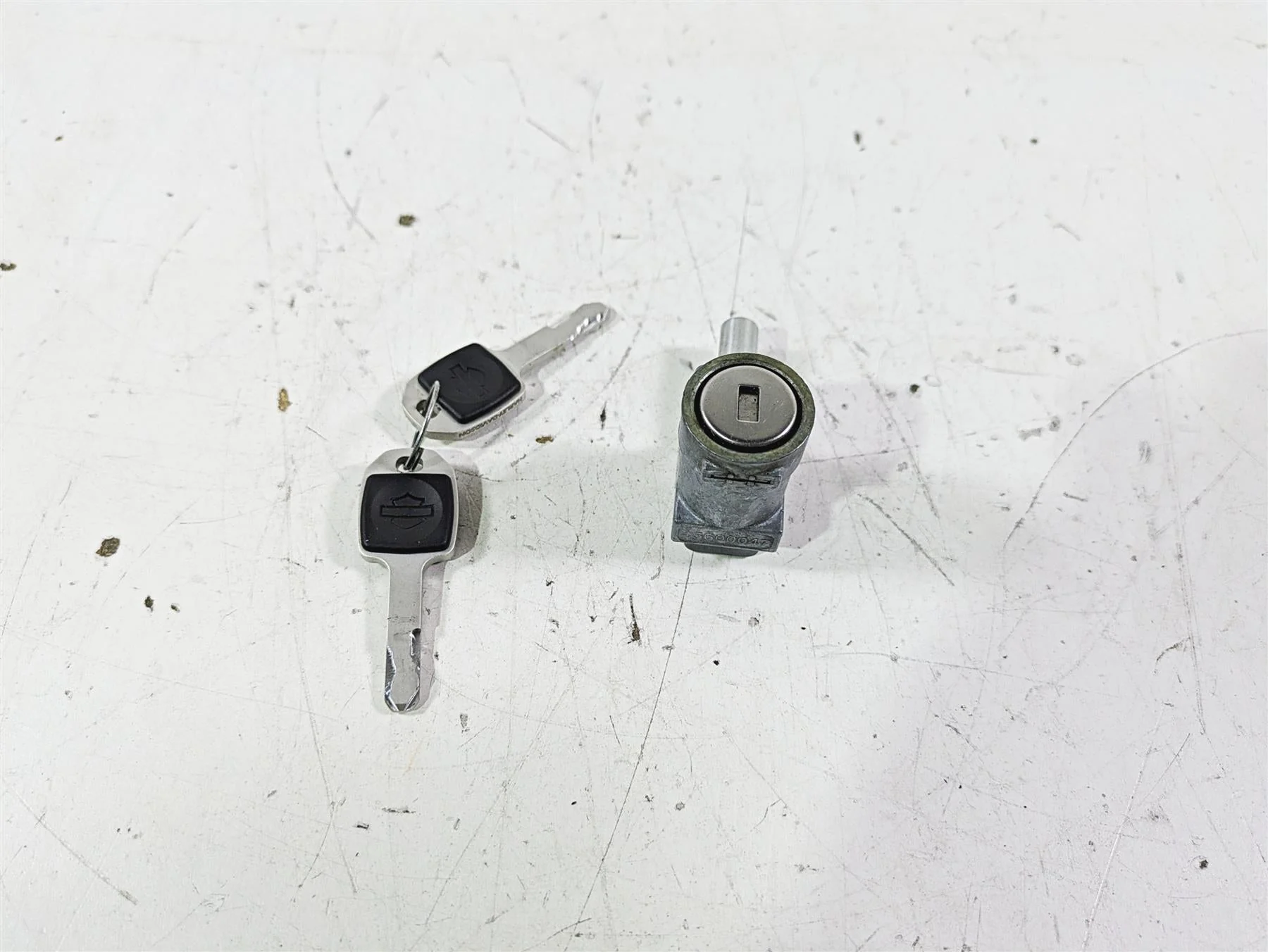 2021 Harley Softail FLSL Slim Steering Key Lock Set 45600049