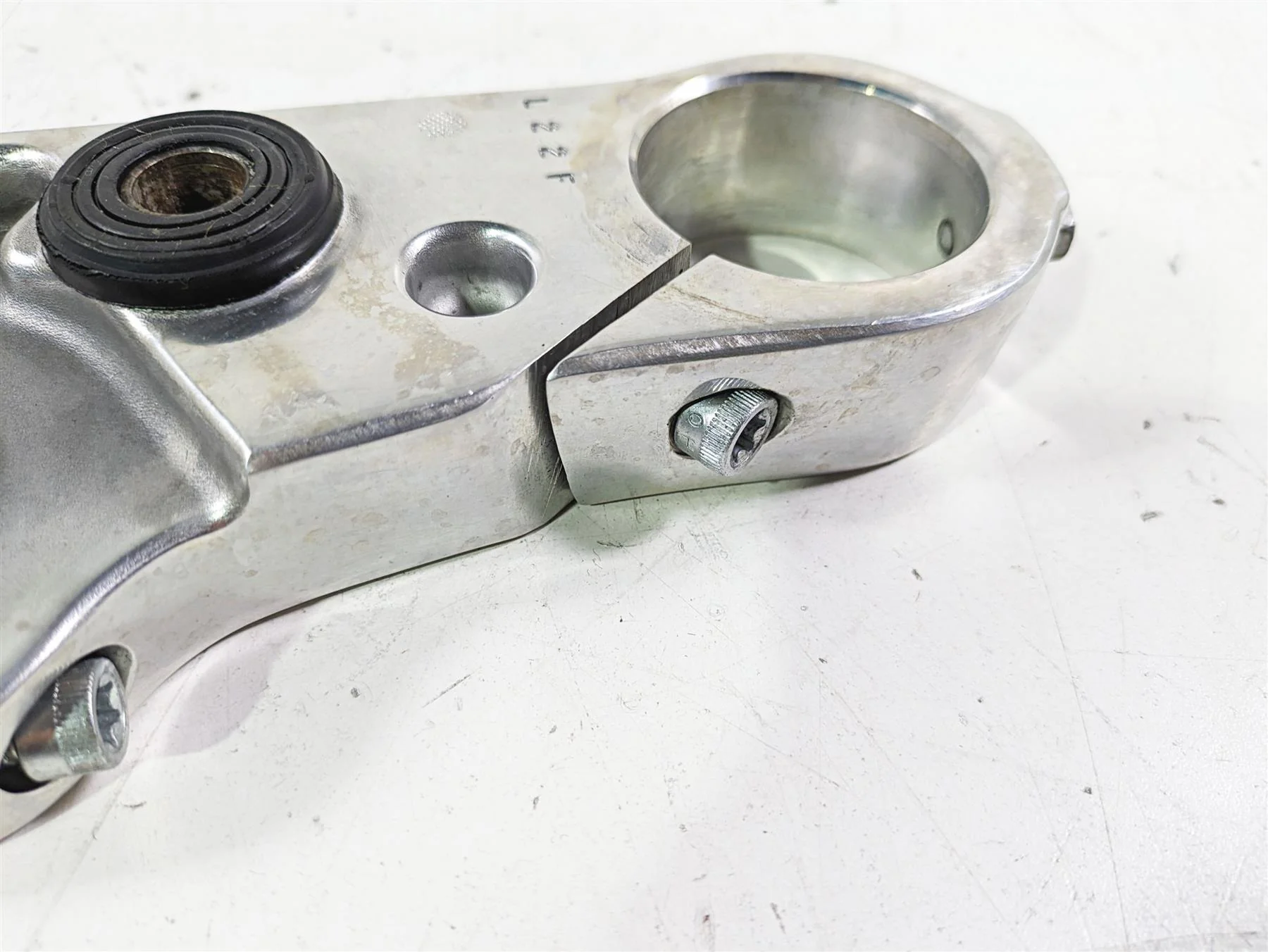 2021 Harley Softail FLSL Slim Upper Triple Tree Steering Clamp 45900144 - Image 11