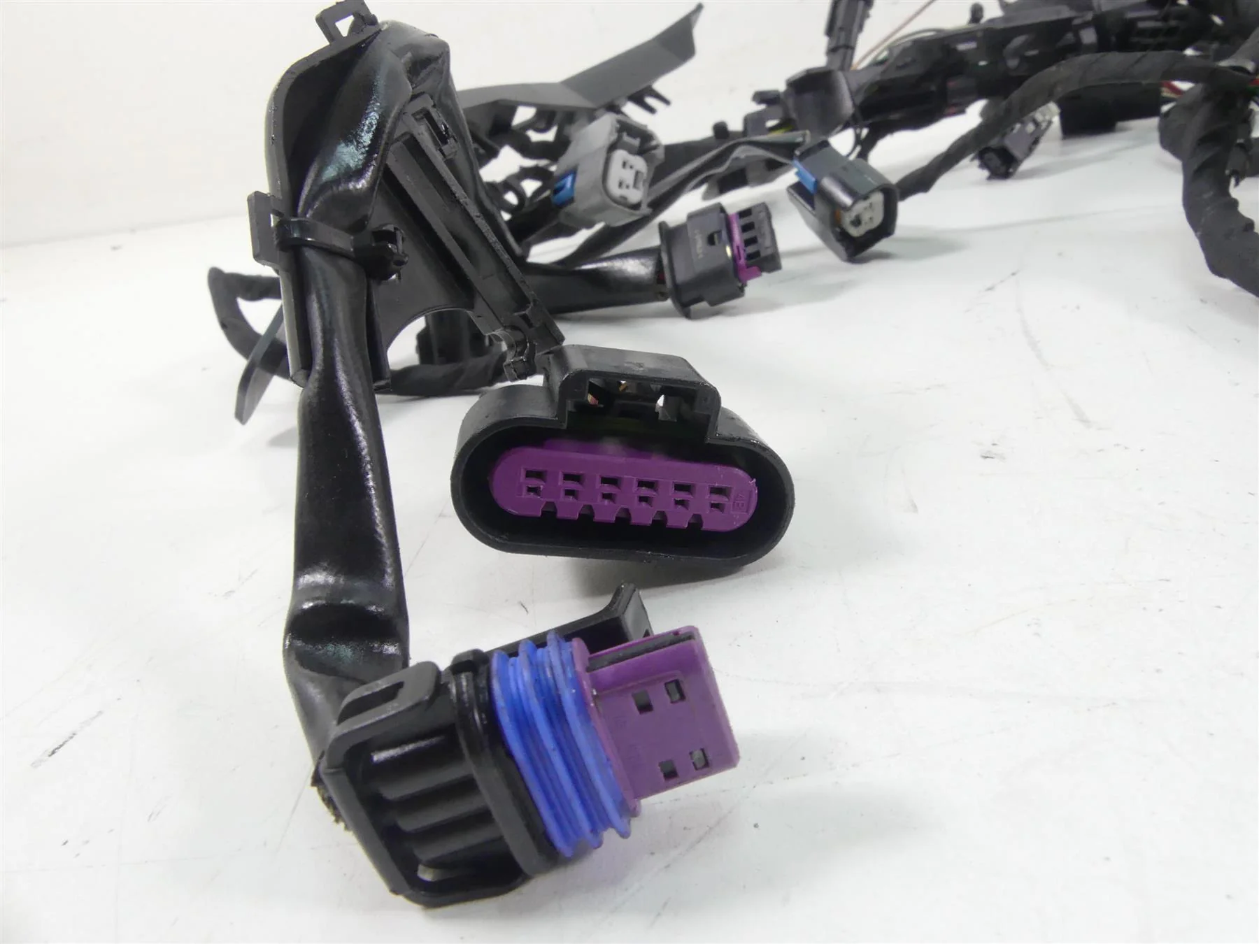 2021 Harley Softail FXBBS Street Bob Non ABS Wiring Harness -No Cuts 69202198 - Image 11