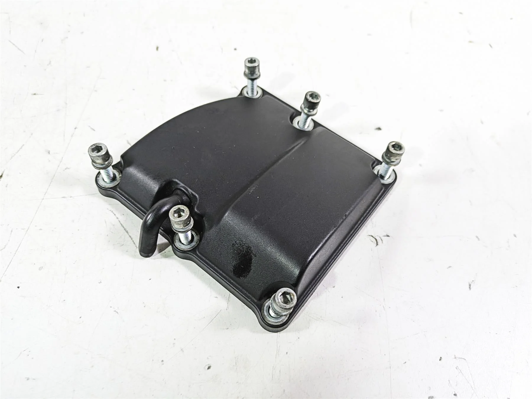 2021 Harley Softail FXBBS Street Bob Transmission Case Top Cover 34800045 - Image 11