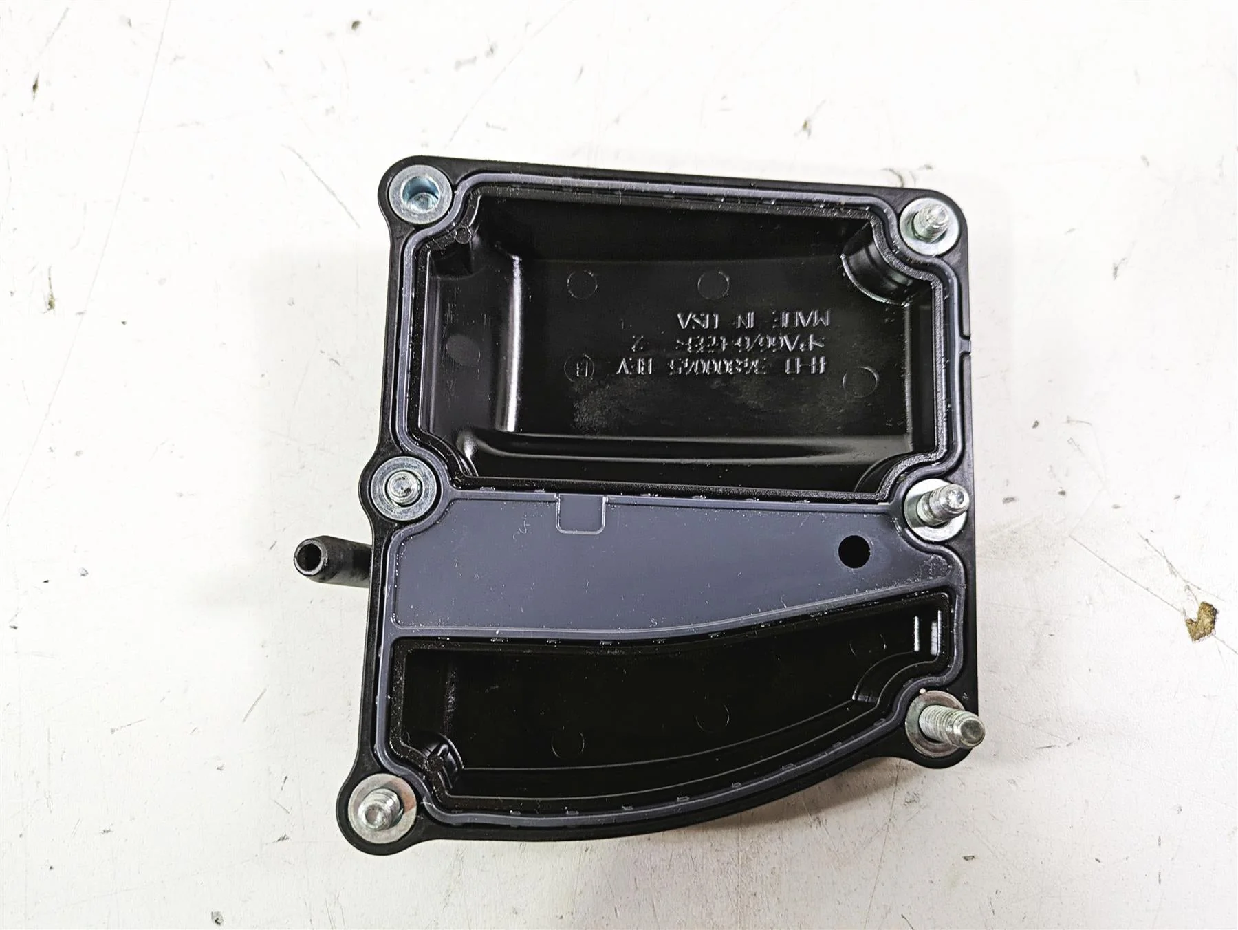 2021 Harley Softail FXBBS Street Bob Transmission Case Top Cover 34800045 - Image 5