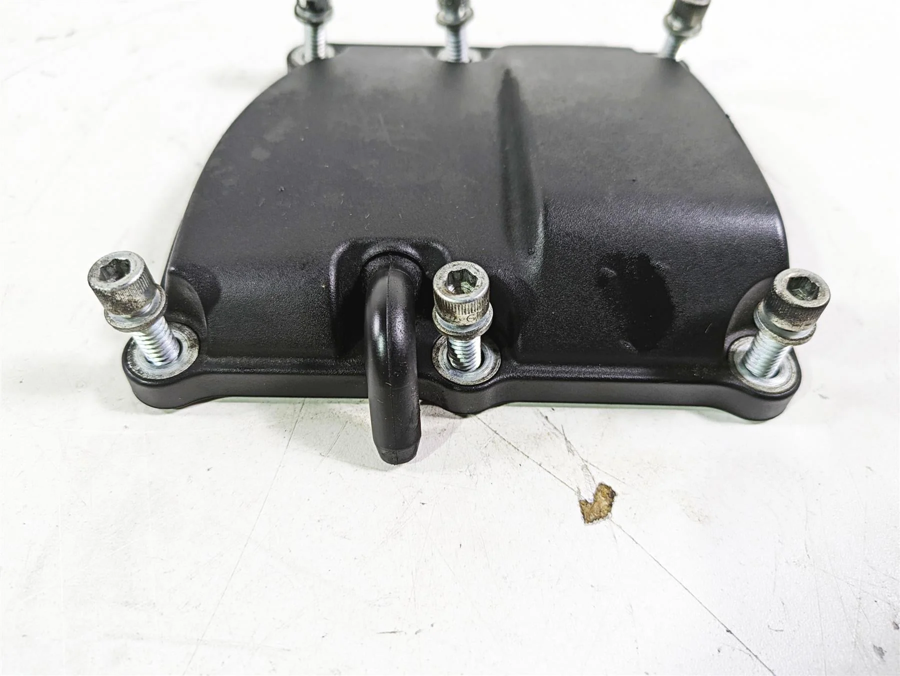 2021 Harley Softail FXBBS Street Bob Transmission Case Top Cover 34800045 - Image 7