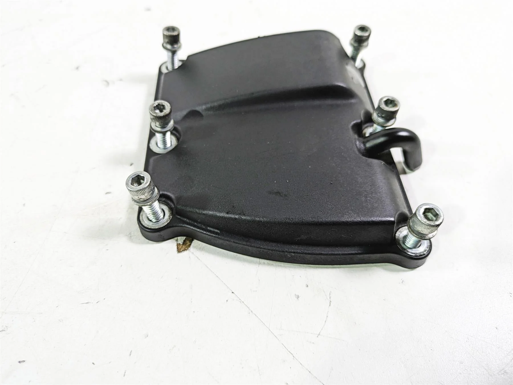 2021 Harley Softail FXBBS Street Bob Transmission Case Top Cover 34800045 - Image 8