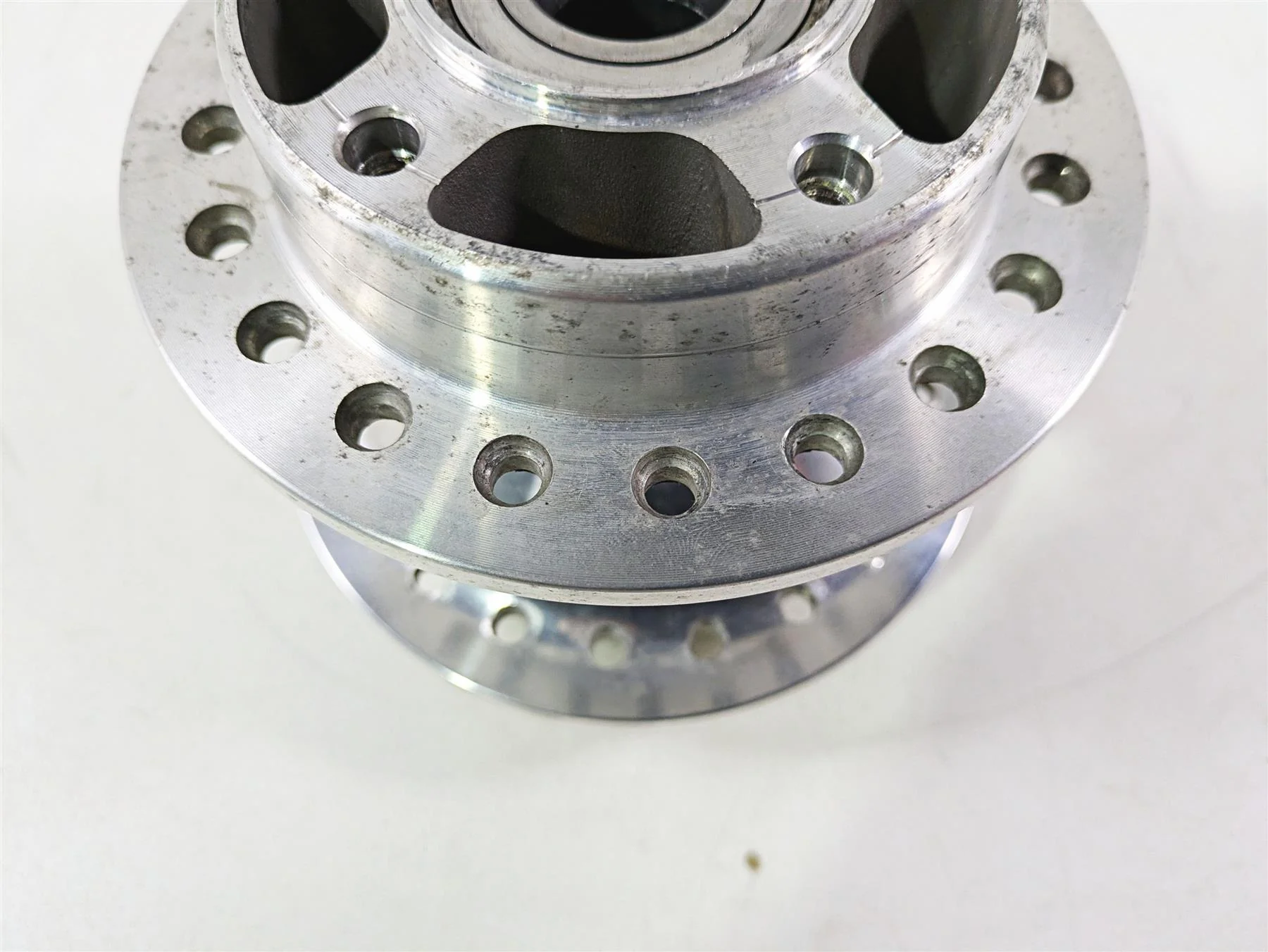 2021 Harley Softail FXST Standard Front Wheel Rim Hub 43300813 - Image 10