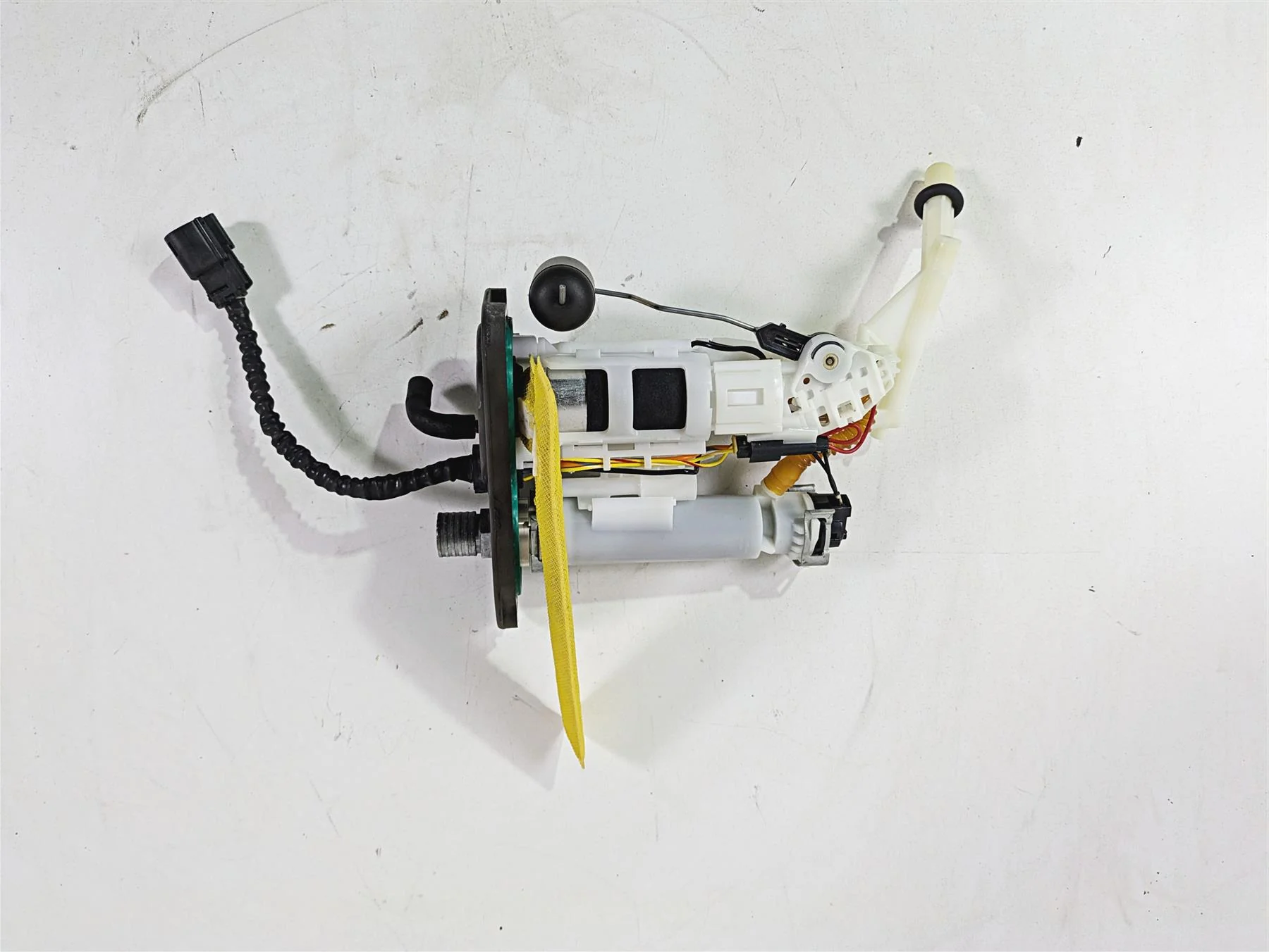 2021 Harley Softail FXST Standard Fuel Gas Petrol Pump + Lever Sender 61200043 - Image 4