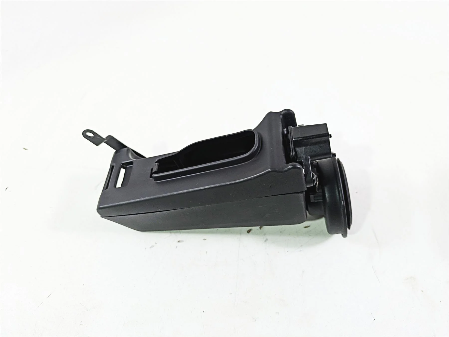 2021 Harley Softail FXST Standard Horn & Wiring Box 69202599 69000095 - Image 4