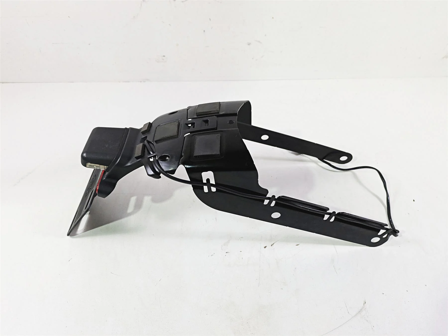 2021 Harley Softail FXST Standard Inner Rear Fender Support Mount 59500448