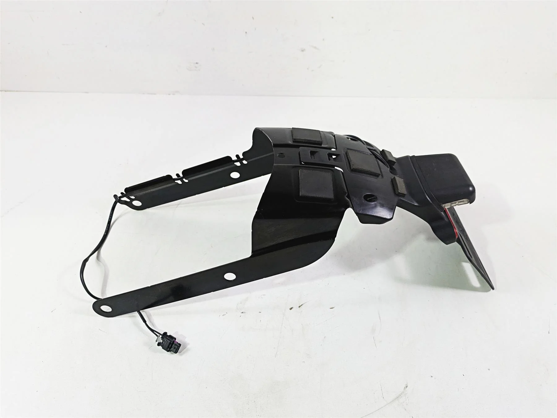 2021 Harley Softail FXST Standard Inner Rear Fender Support Mount 59500448 - Image 3