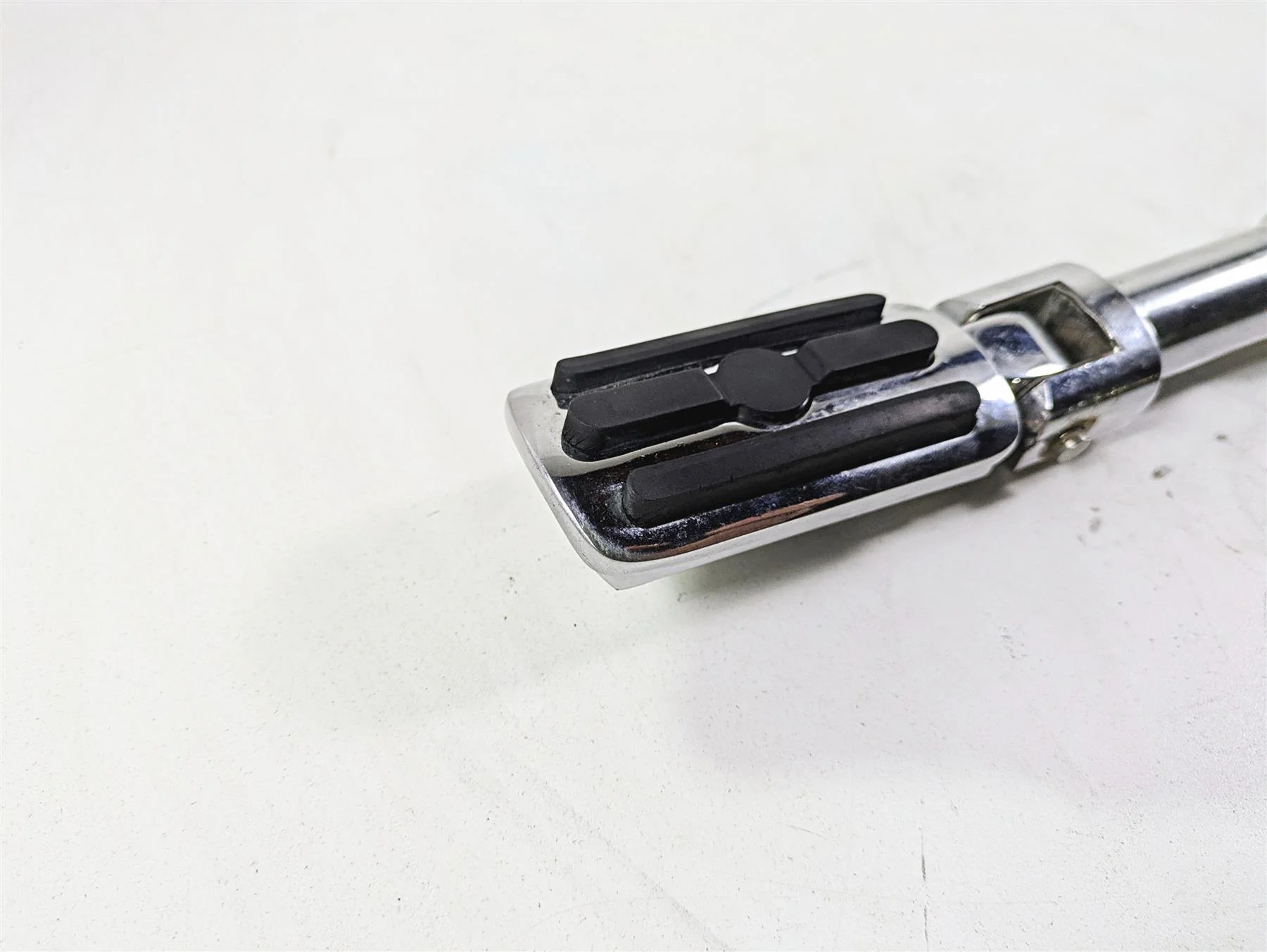 2021 Harley Softail FXST Standard Rear Passenger Footpeg Set - Read - Image 8