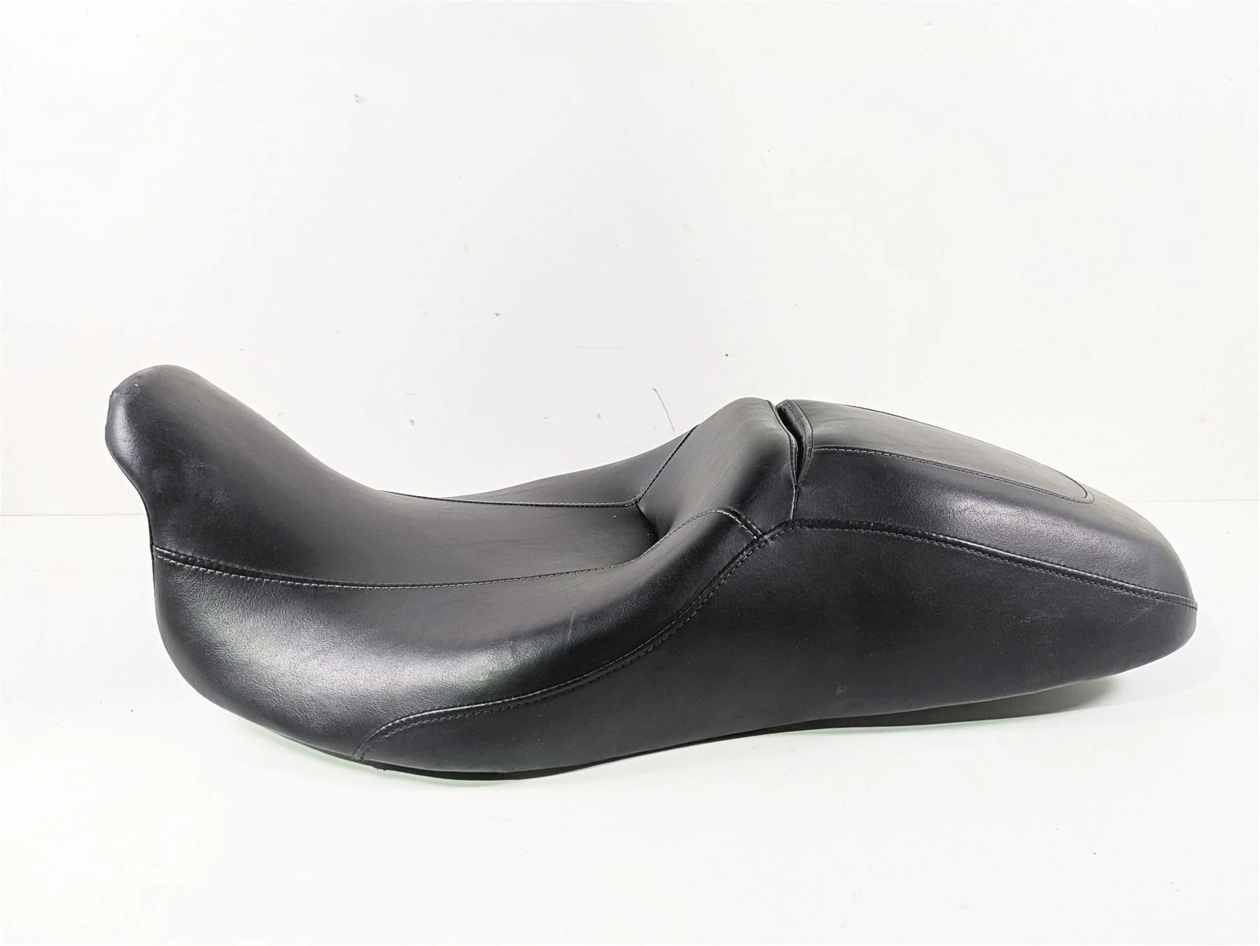 2021 Harley Touring FLTRX Road Glide Duo Driver Seat Saddle Low - Read 52000142 - Image 7