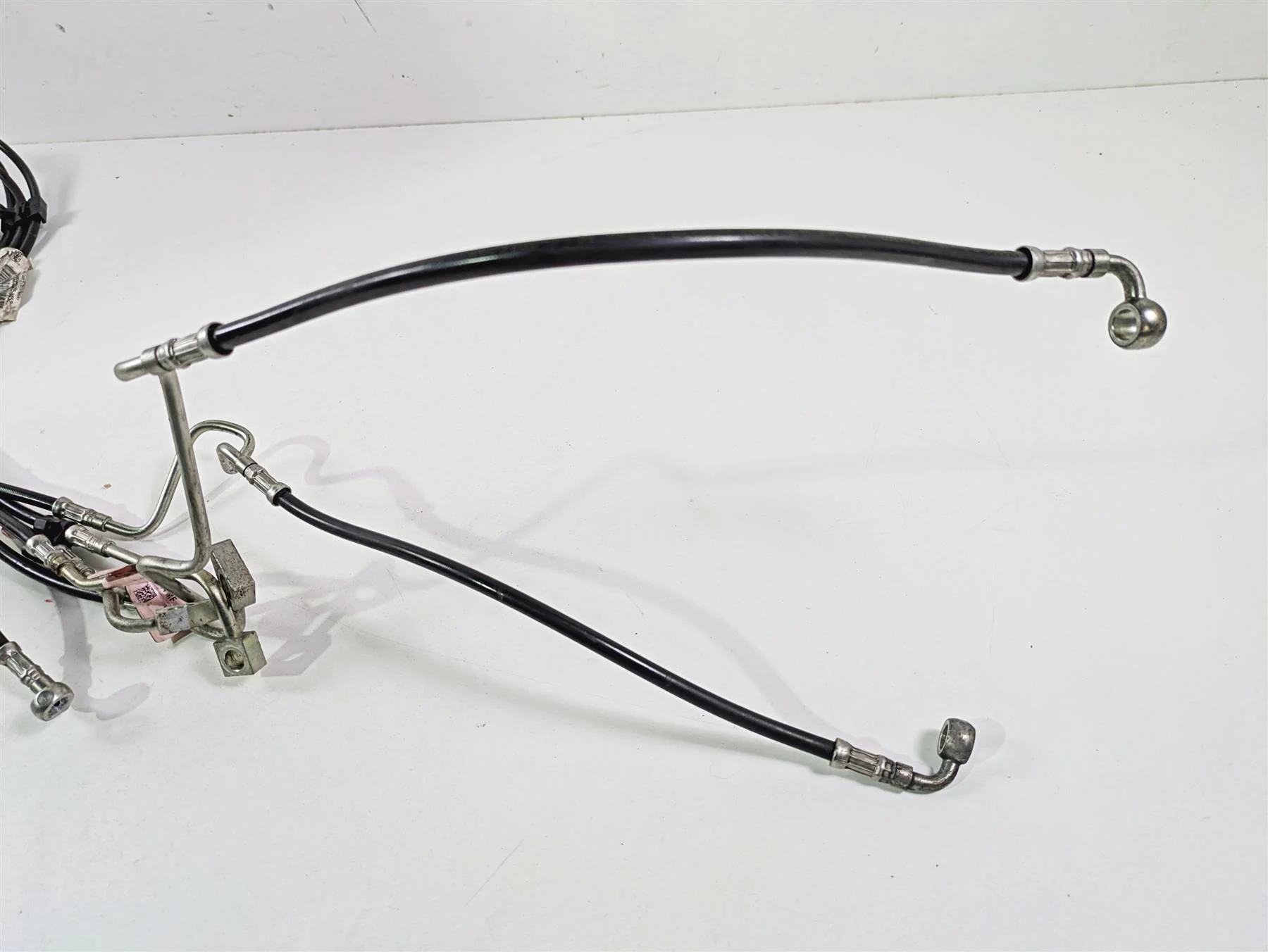 2021 Harley Touring FLTRX Road Glide Front Abs Brake Line Set 41800542 41800545 - Image 9
