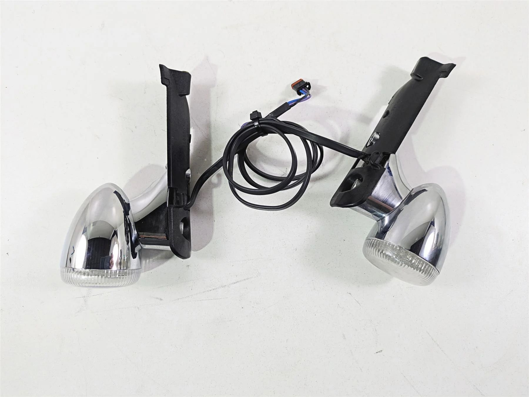 2021 Harley Touring FLTRX Road Glide Front Led Blinker & Mount Set 67800512