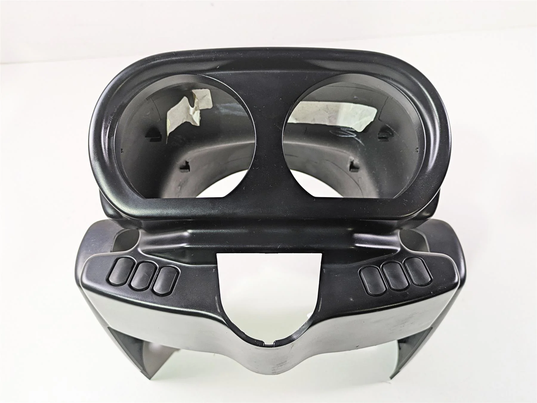 2021 Harley Touring FLTRX Road Glide Gauges Instrument Nacelle Covers 70900374 - Image 9