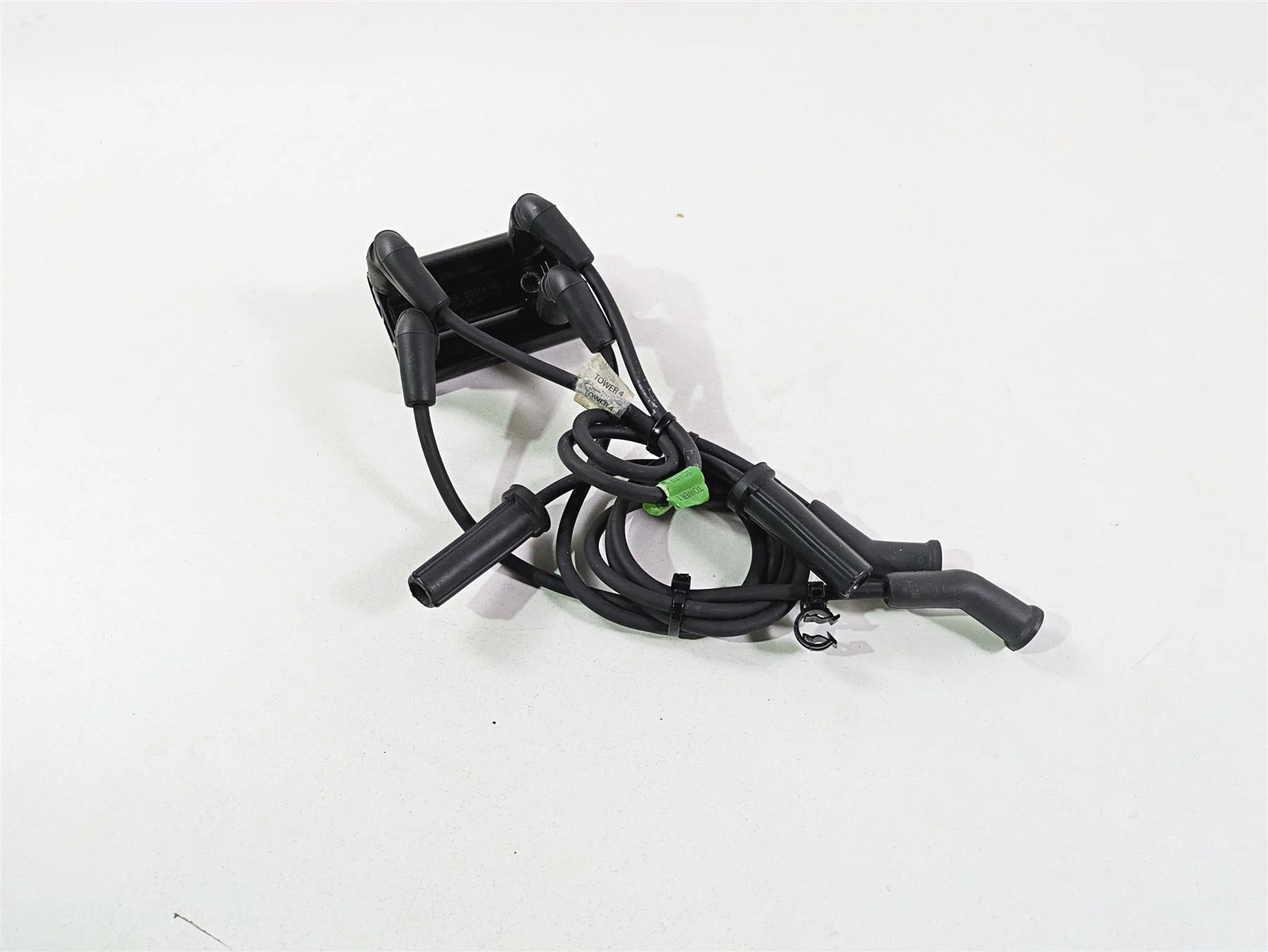 2021 Harley Touring FLTRX Road Glide Ignition Coil Wires Plug Set 28514000 - Image 11