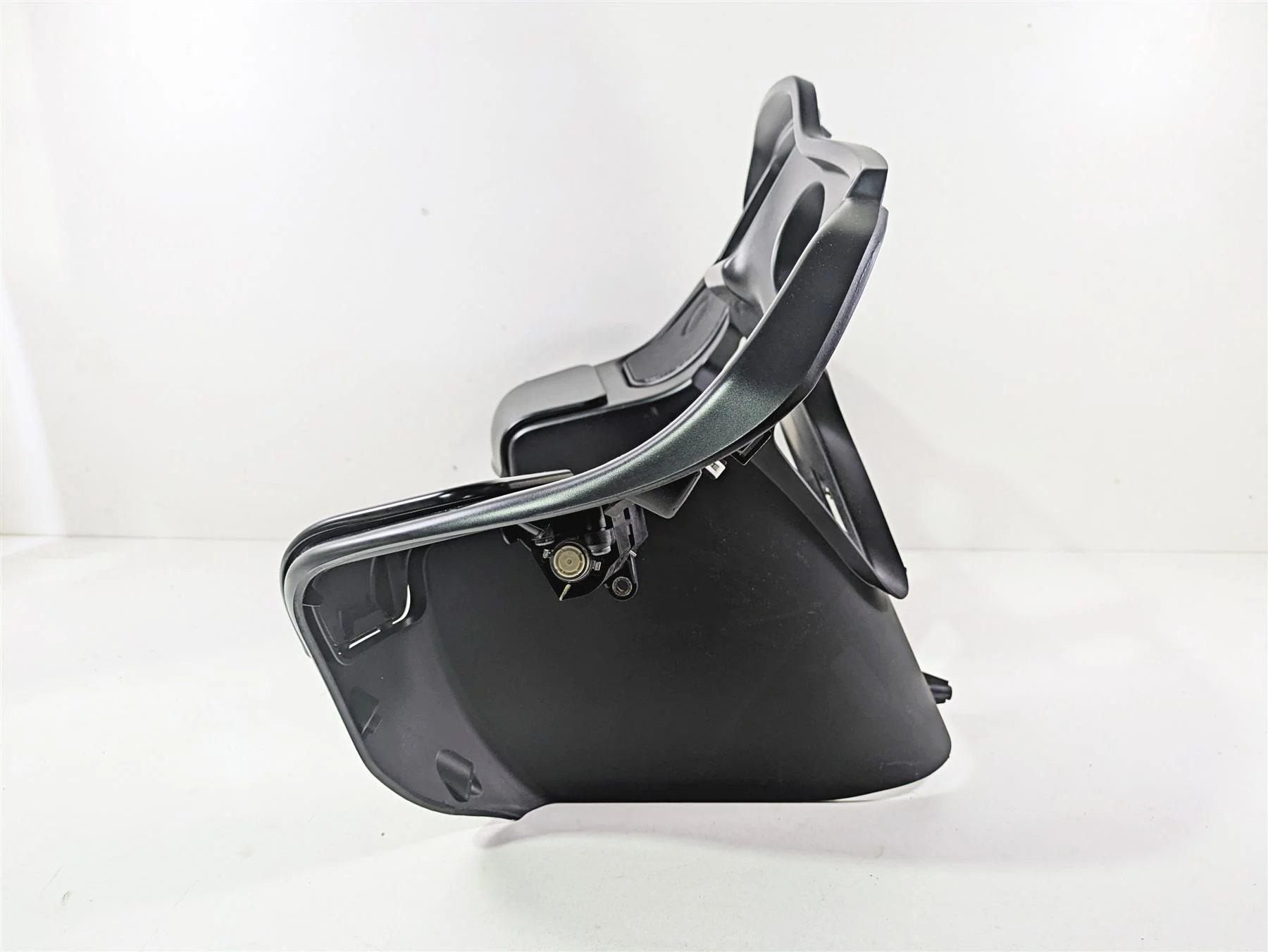 2021 Harley Touring FLTRX Road Glide Inner Front Nose Fairing 57000305 - Image 3