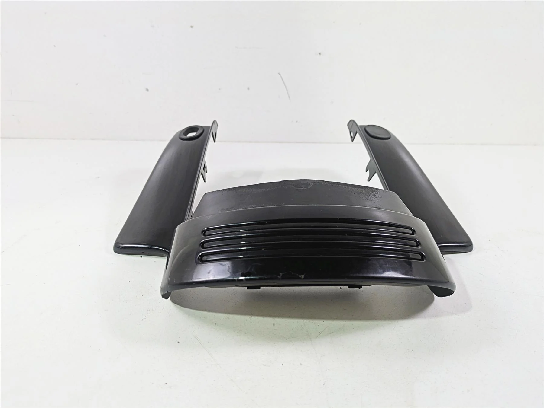 2021 Harley Touring FLTRX Road Glide Rear Fender Wing Fascia Light 59739-09 - Image 2