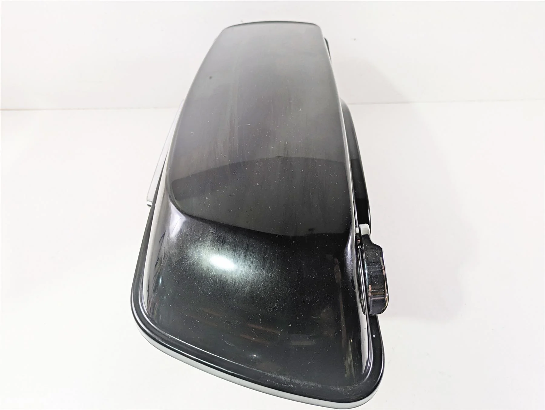 2021 Harley Touring FLTRX Road Glide Right Saddlebag Saddle Bag 90200412 - Image 10