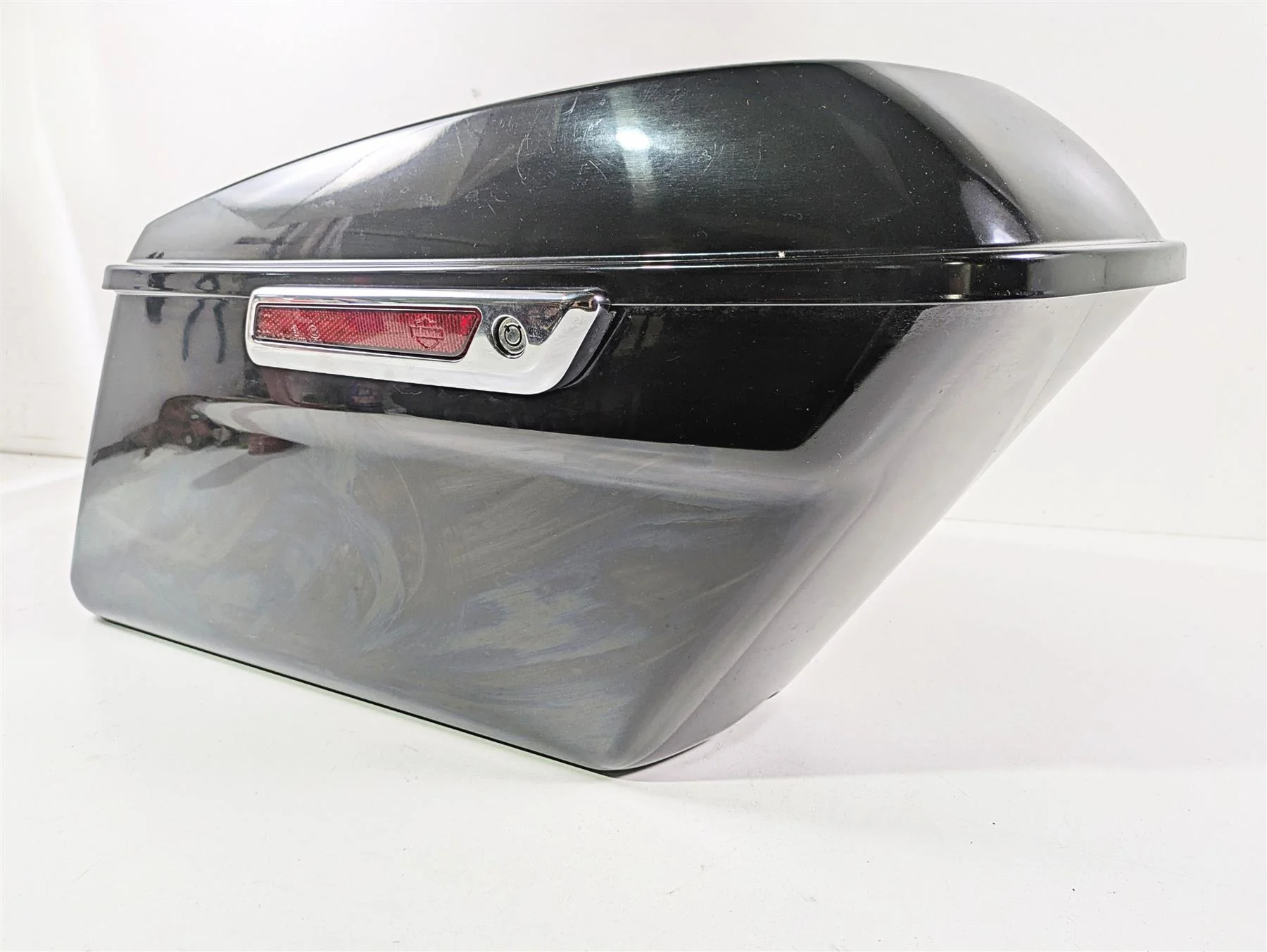 2021 Harley Touring FLTRX Road Glide Right Saddlebag Saddle Bag 90200412 - Image 8