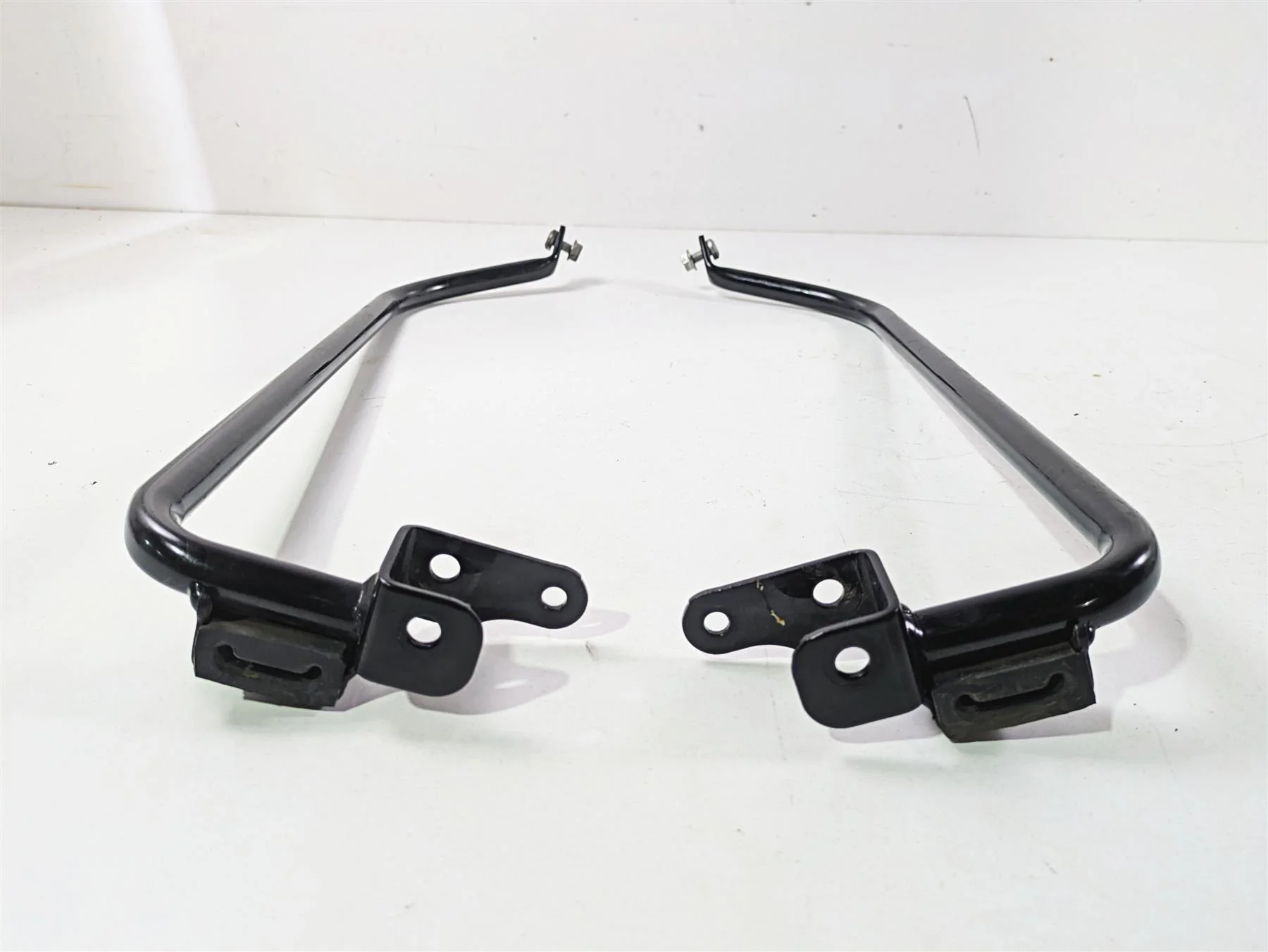 2021 Harley Touring FLTRX Road Glide Saddlebag Rack Holder Carrier Set 90200499 - Image 9