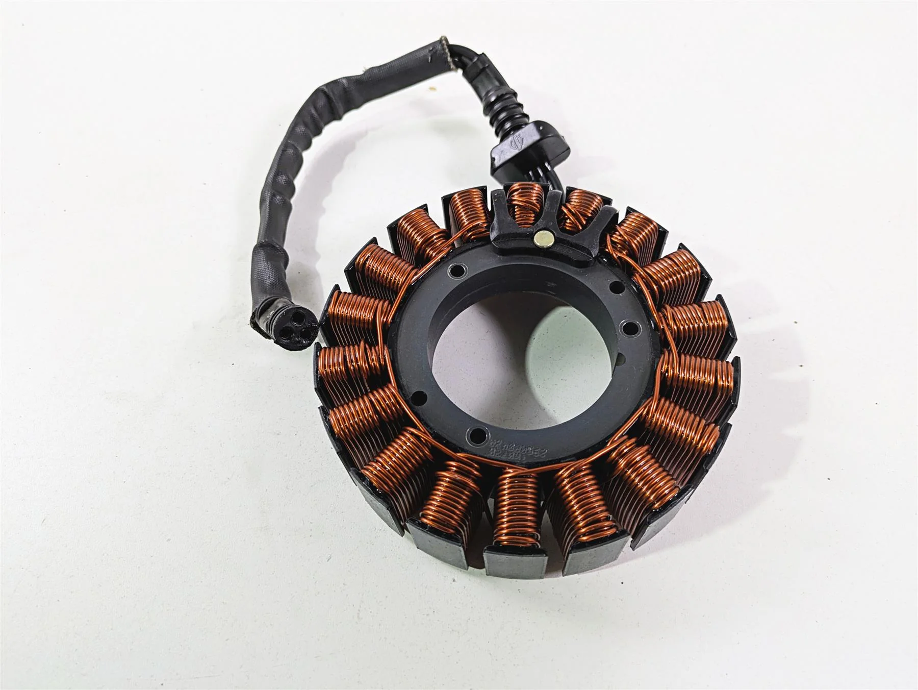 2021 Harley Touring FLTRX Road Glide Starter Alternator Generator 29900145 - Image 12