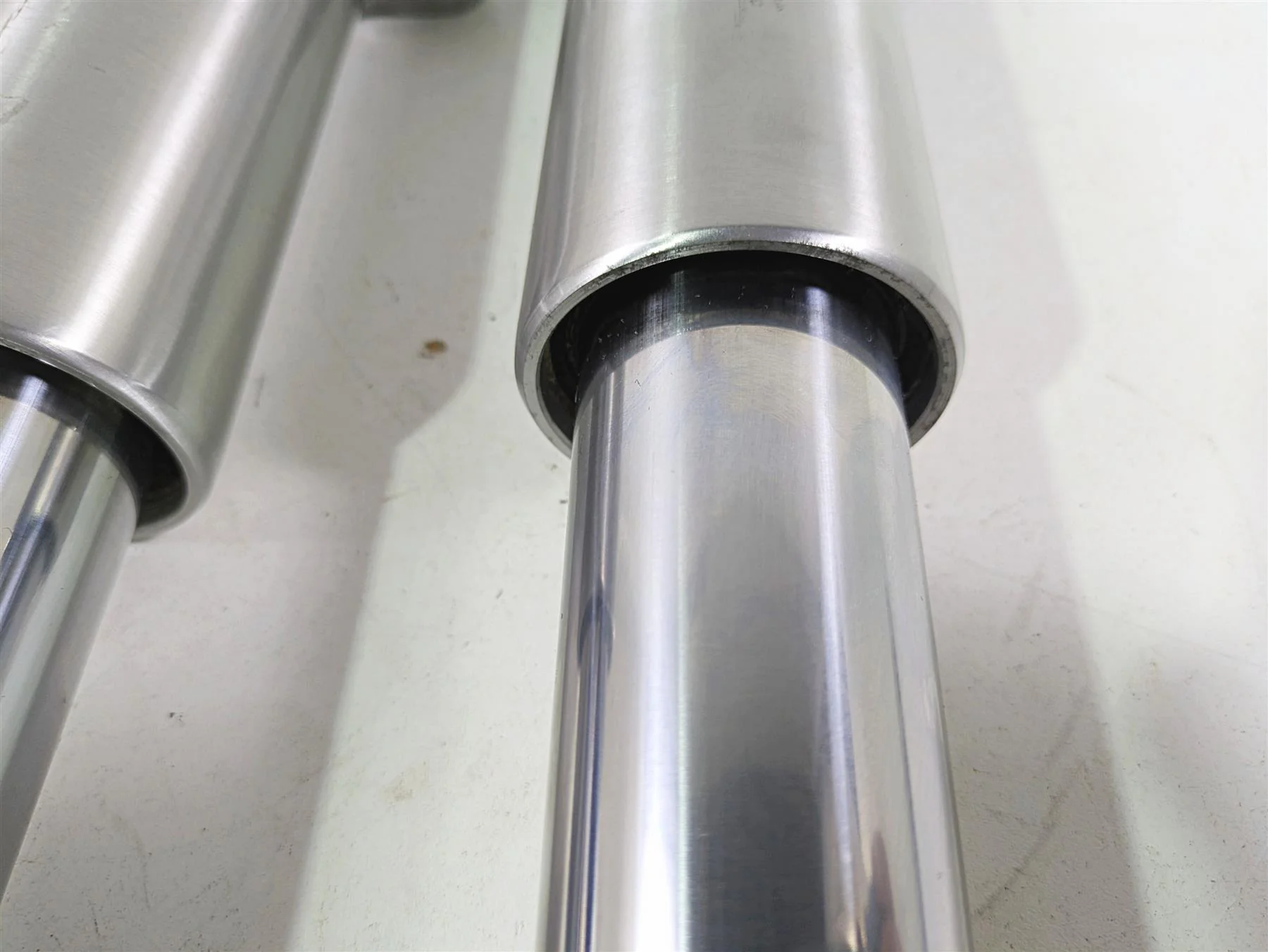 2021 Harley Touring FLTRX Road Glide Straight Front Forks 49Mm 45400102 45400103 - Image 8