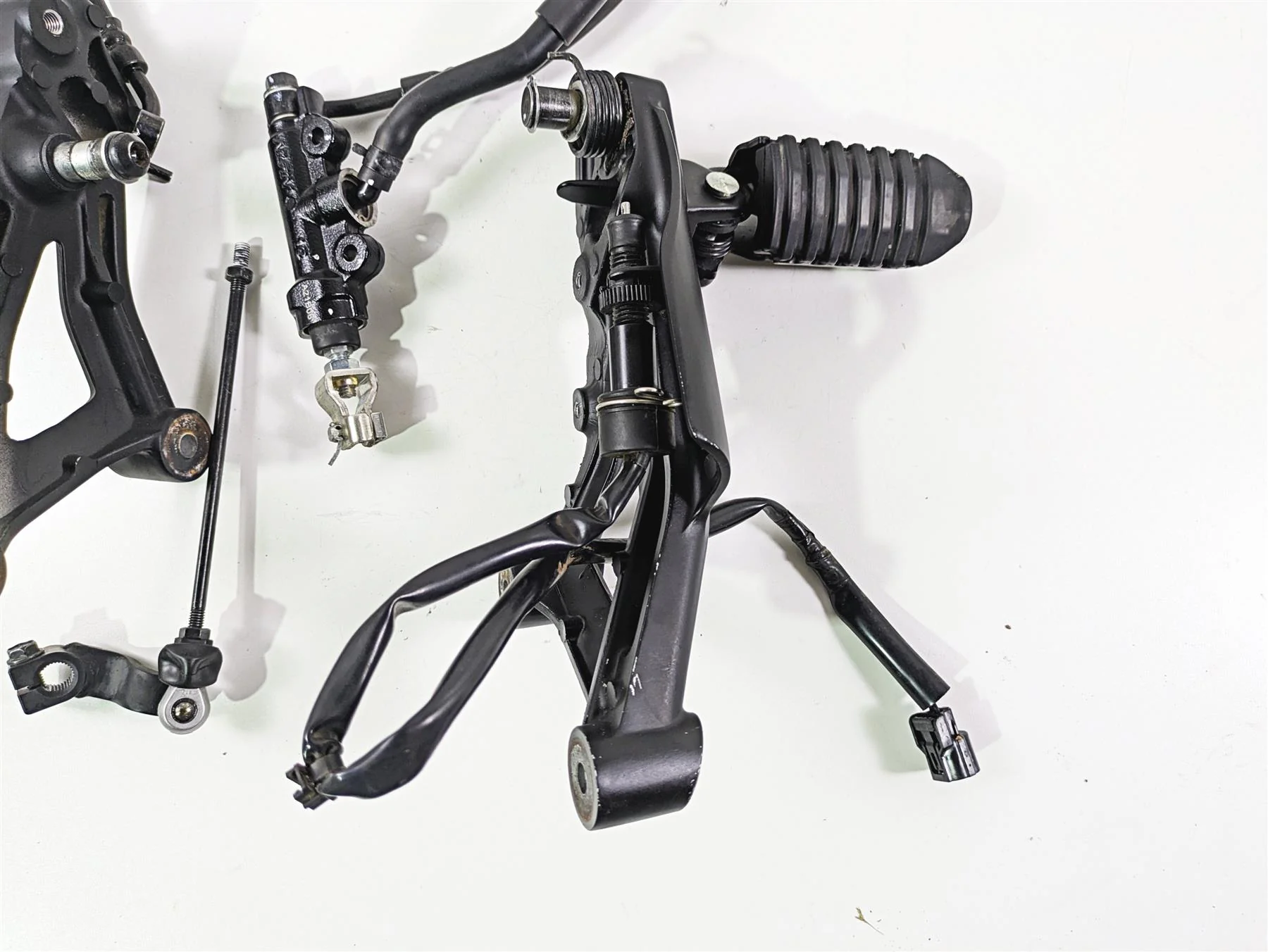 2021 Honda CMX500 Rebel Left Right Foot Peg Rest Set 50600-K87-A00 50700-K87-A00 - Image 3
