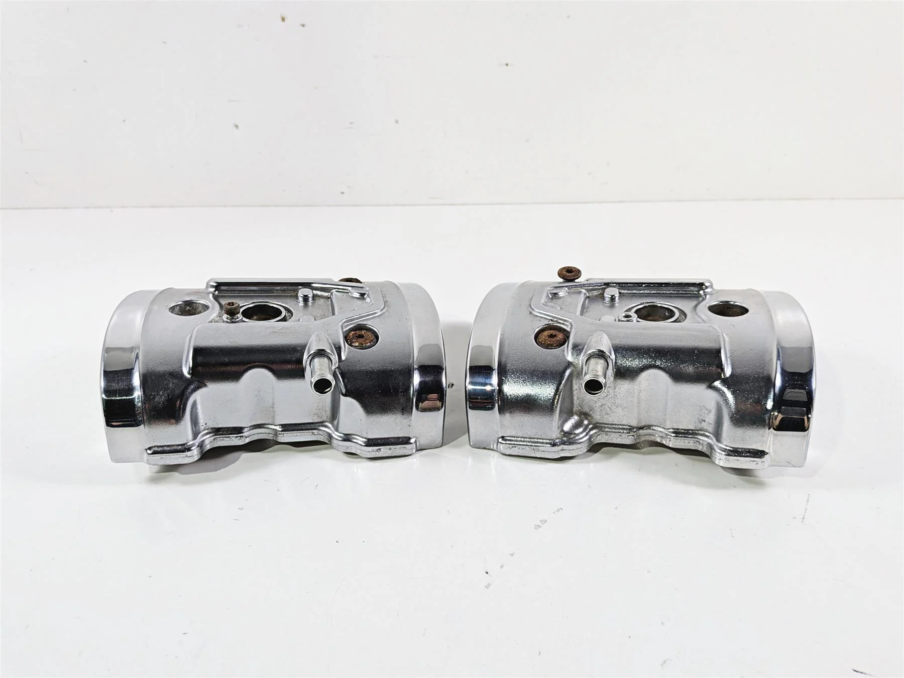 2021 Indian Scout 1200 Chrome Front Rear Valve Cover Set 1205978 1205979 - Image 2