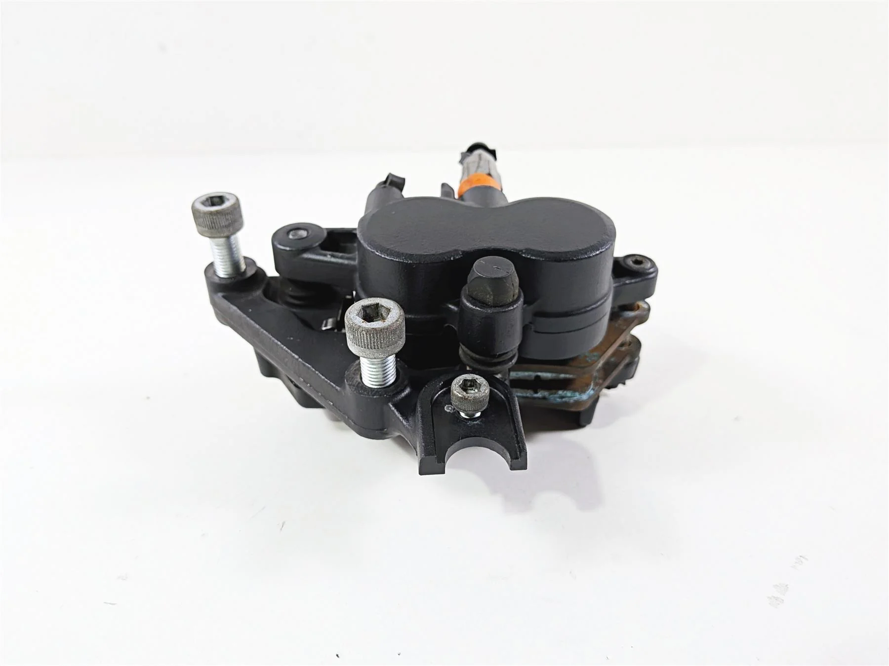 2021 Indian Scout 1200 Front Abs Brake Caliper & Mount Bracket 1913695 - Image 4