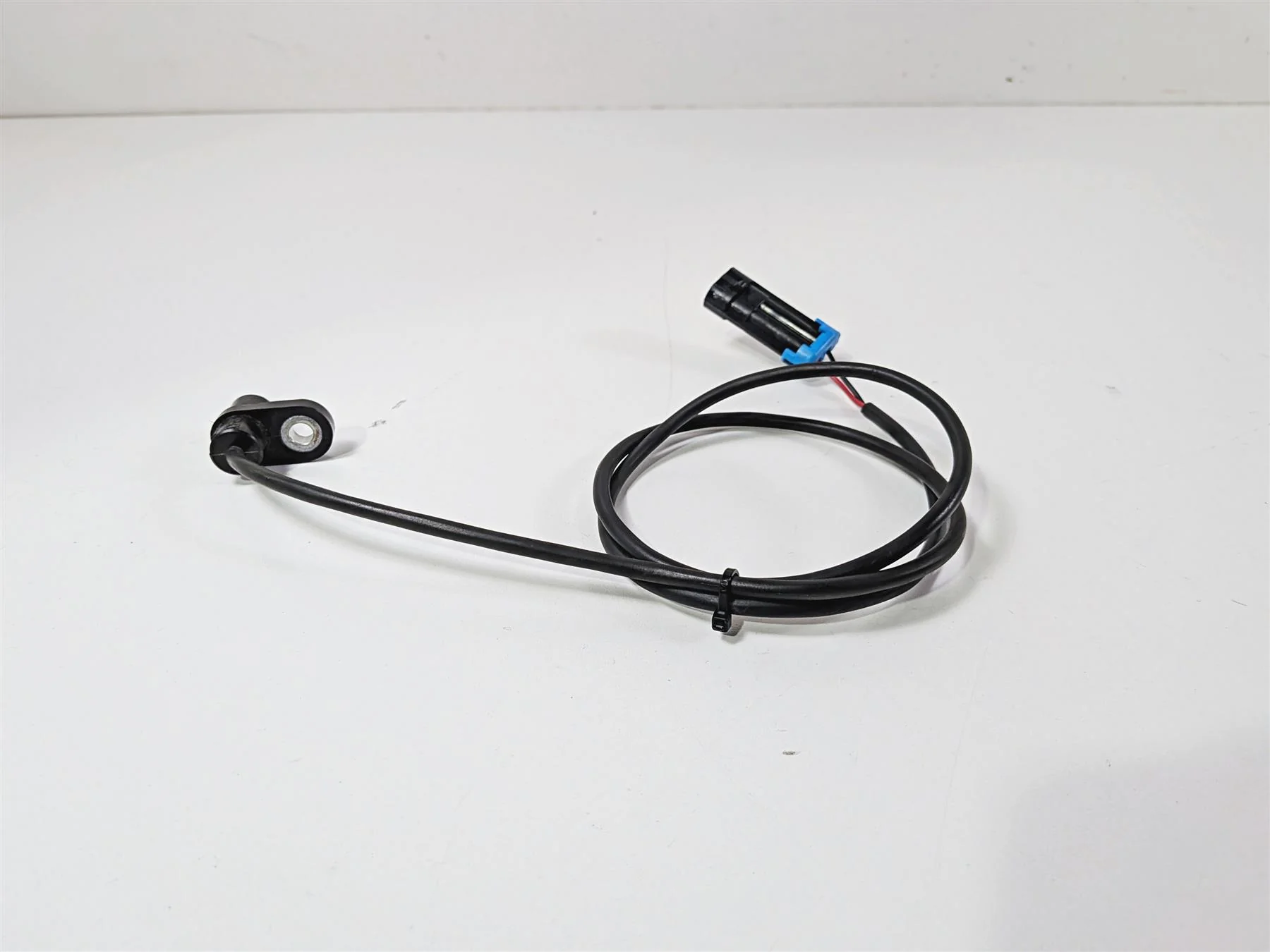 2021 Indian Scout 1200 Front Abs Wheel Speed Sensor 4013251 4081069 - Image 4
