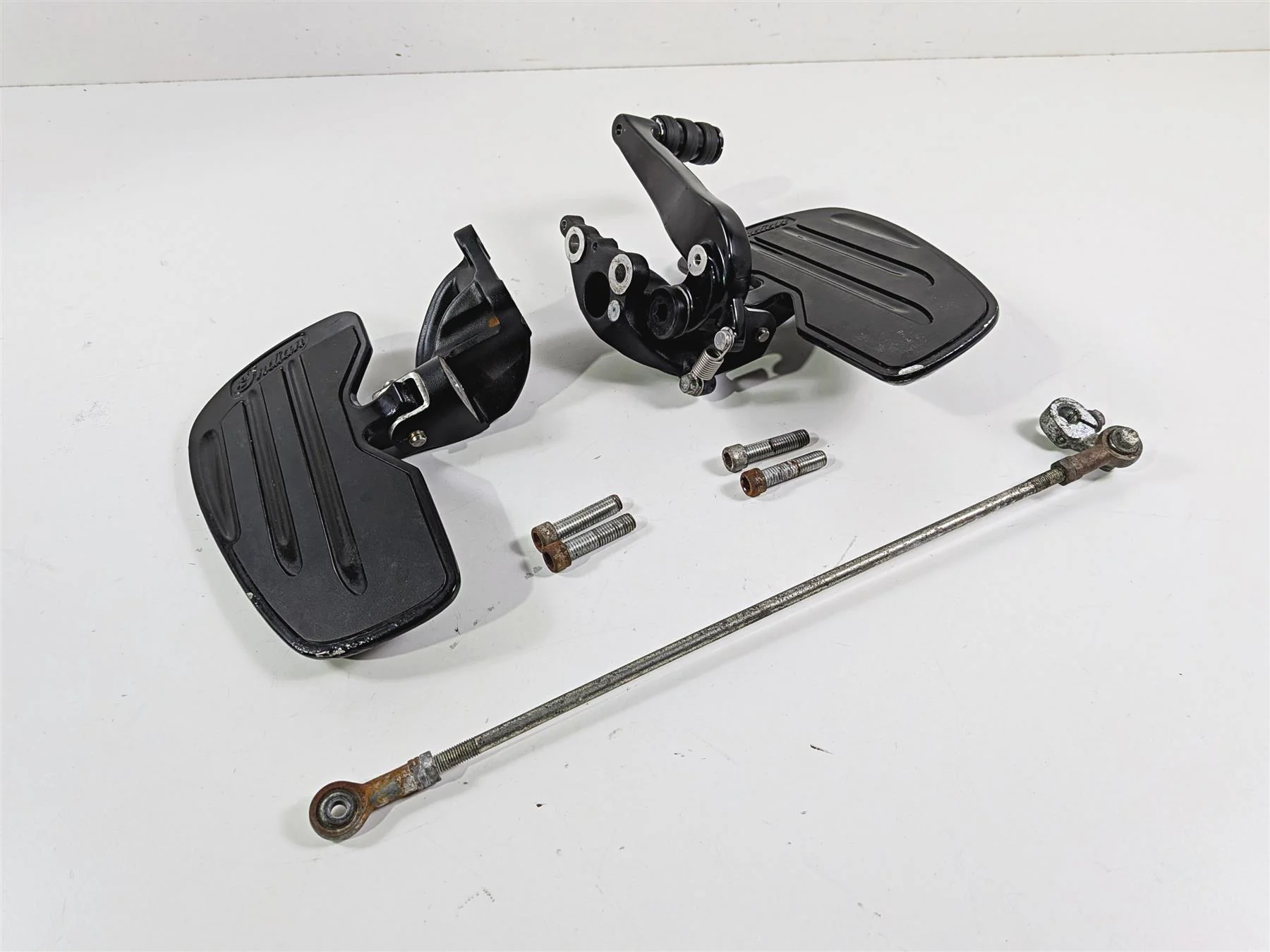 2021 Indian Scout 1200 Front Left Right Floor Board & Brake Pedal 5138883 - Image 12