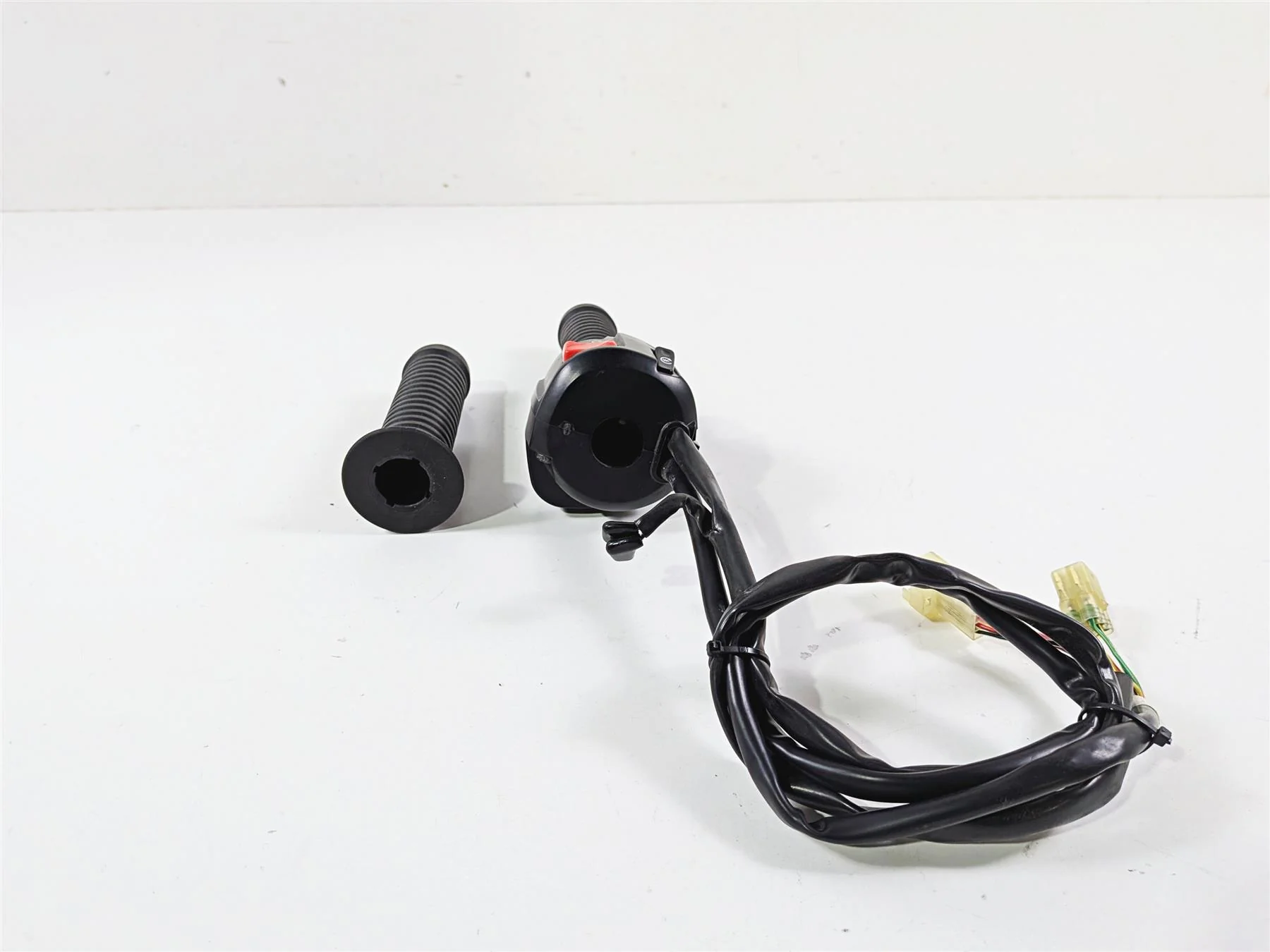 2021 Indian Scout 1200 Right Hand Control Switch Start Kill 395miles 4014450 - Image 3