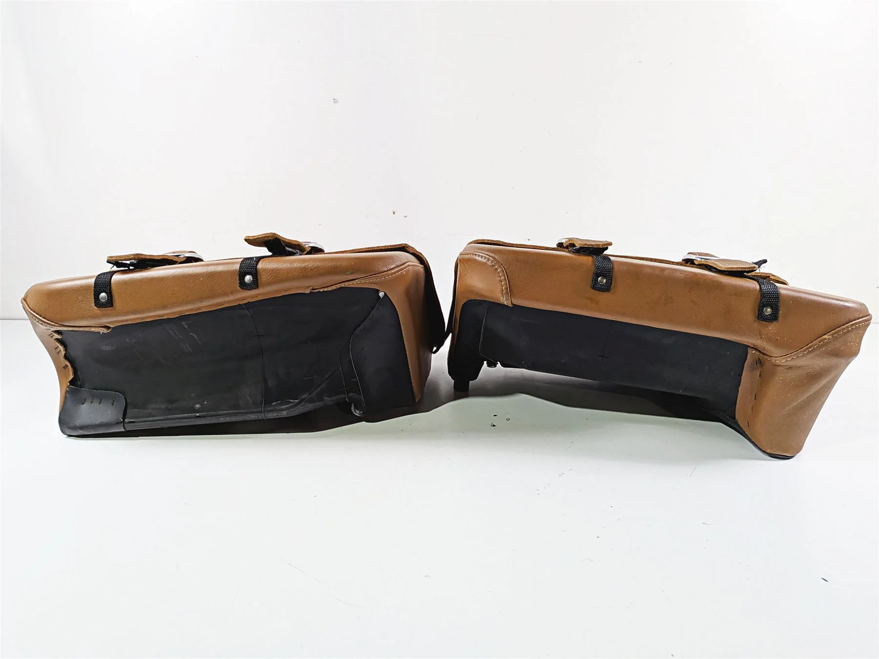 2021 Indian Scout 1200 Saddlebag Leather Brown & Mounts Set 2880234 - Image 8