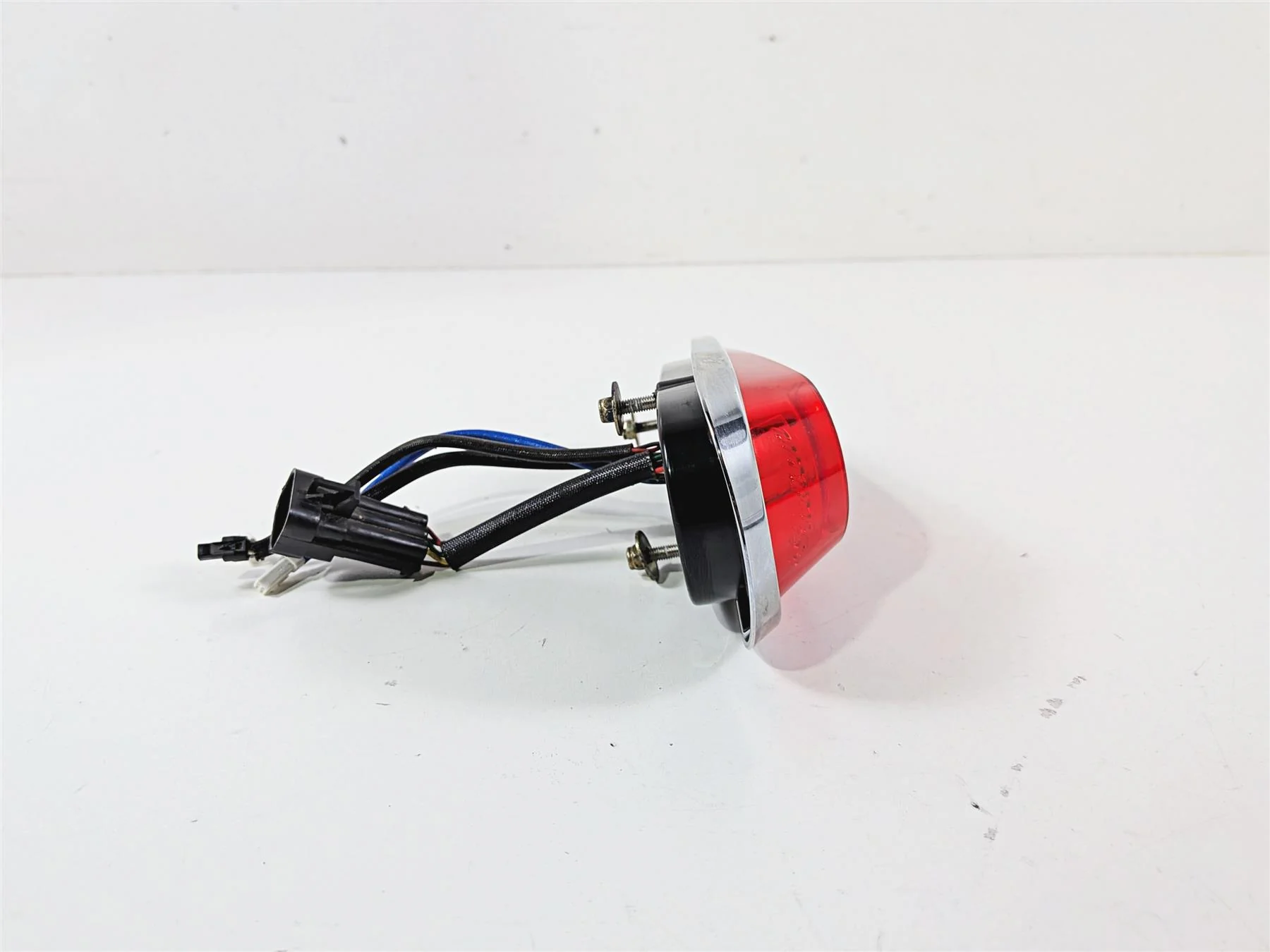 2021 Indian Scout 1200 Taillight Tail Stop Brake Light Lamp Lens 2412936 - Image 4