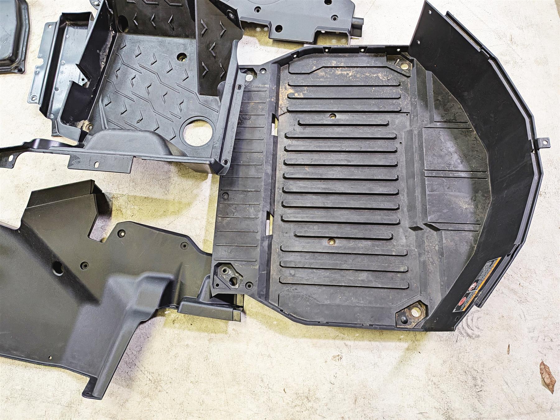 2021 Kawasaki Teryx KRX KRF 1000 ES Interior Covers Fairing Air Box 14093-0840 - Image 3