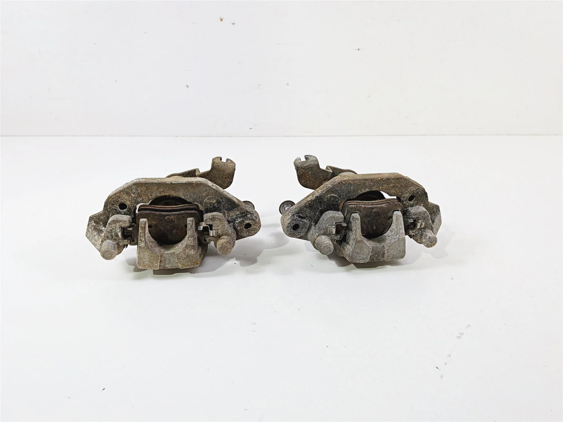 2021 Kawasaki Teryx KRX KRF 1000 ES Rear Brake Caliper Set 43080-0223 43080-0224 - Image 3