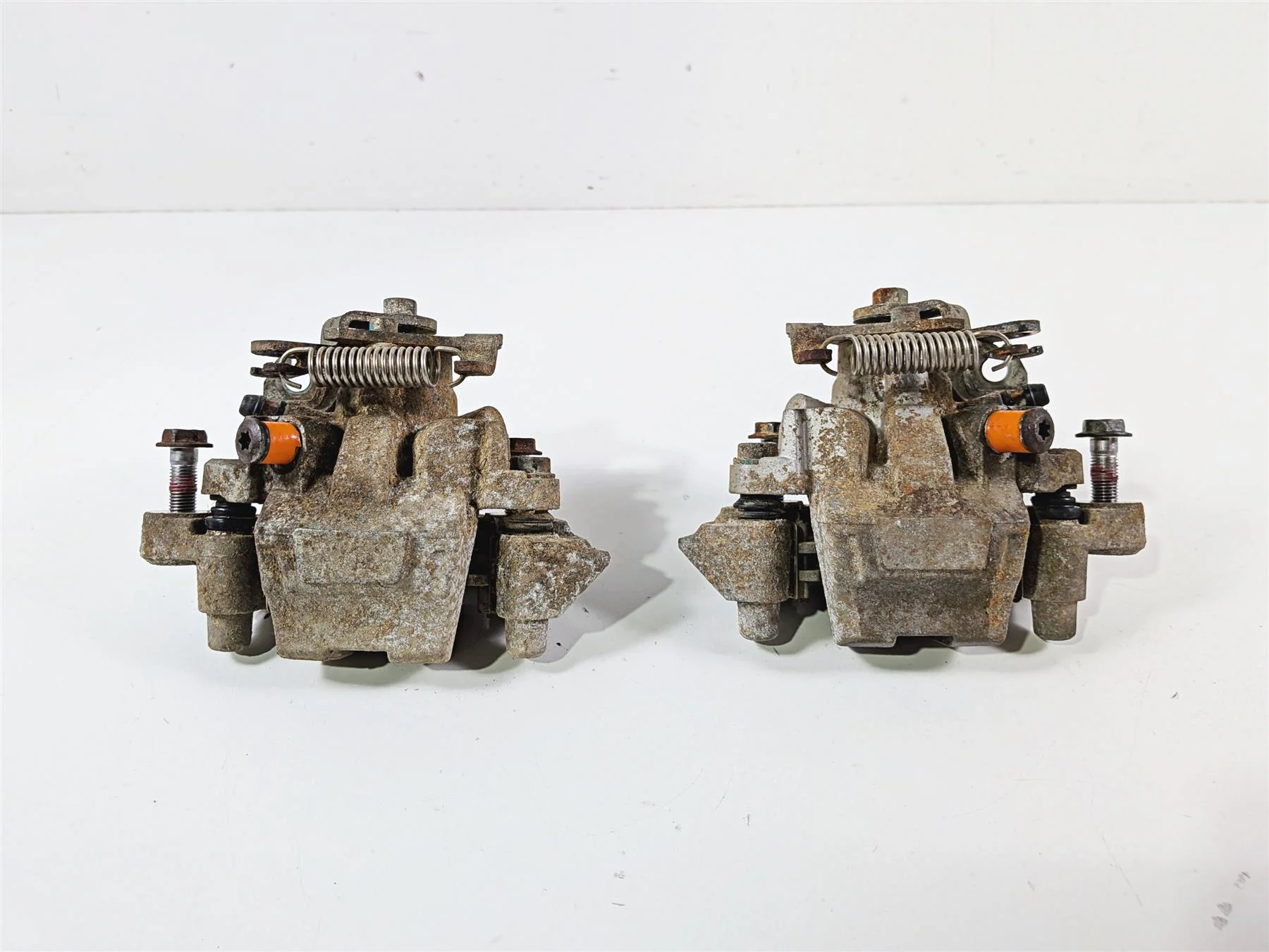 2021 Kawasaki Teryx KRX KRF 1000 ES Rear Brake Caliper Set 43080-0223 43080-0224 - Image 5