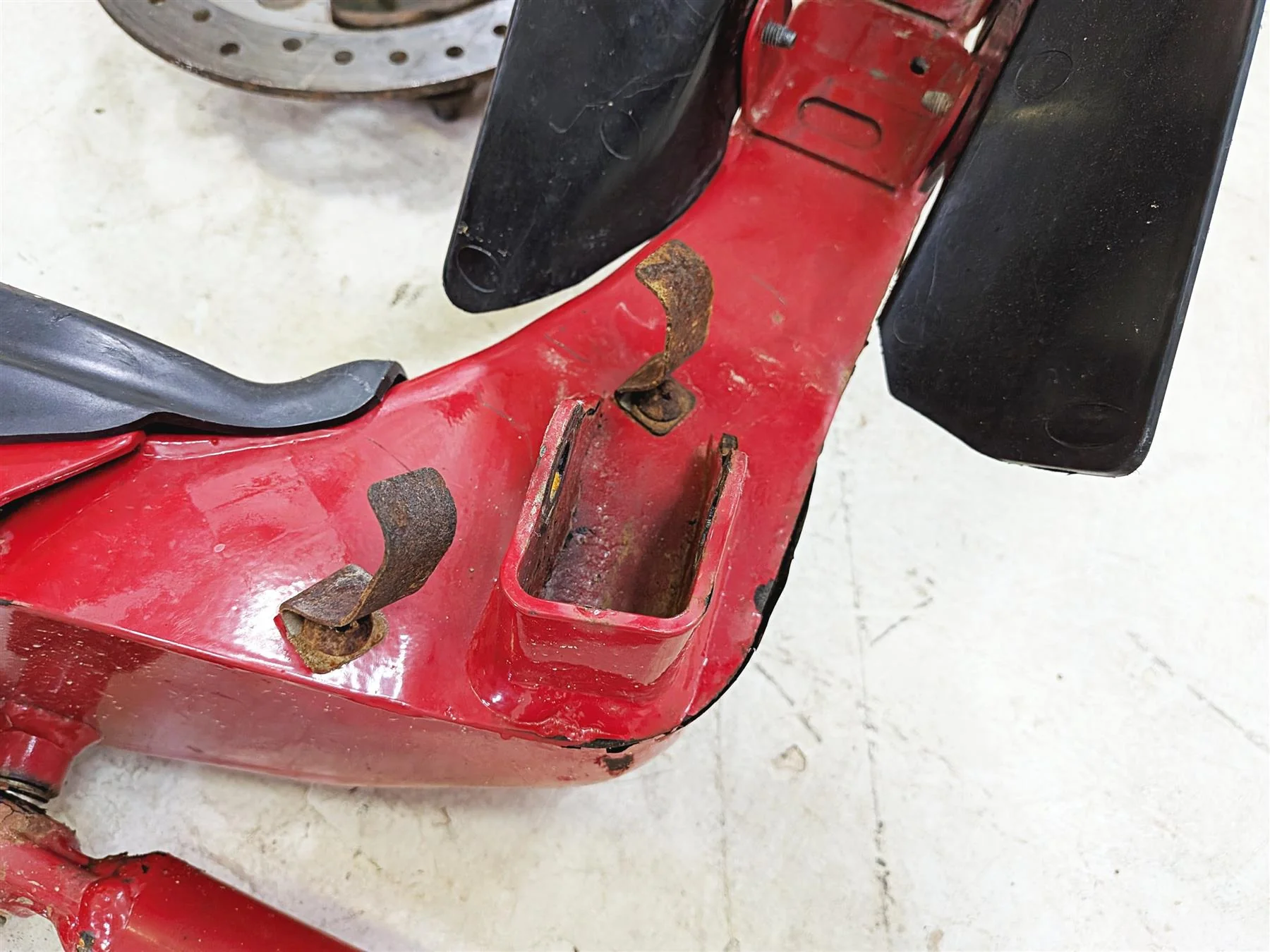 2021 Kawasaki Teryx KRX KRF 1000 ES Rear Left Trailing Arm Set 39007-0428 - Image 10