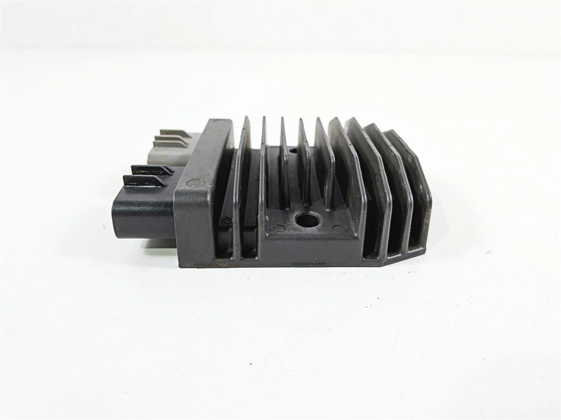 2021 Kawasaki Teryx KRX KRF 1000 ES Rectifier Voltage Regulator 21066-0771 - Image 5