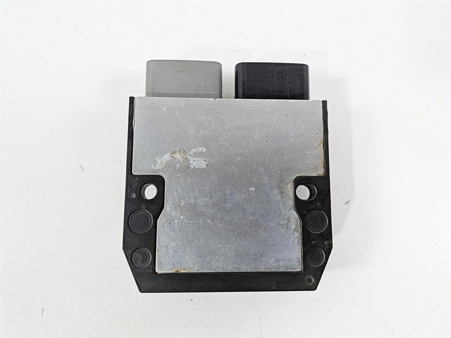 2021 Kawasaki Teryx KRX KRF 1000 ES Rectifier Voltage Regulator 21066-0771 - Image 8