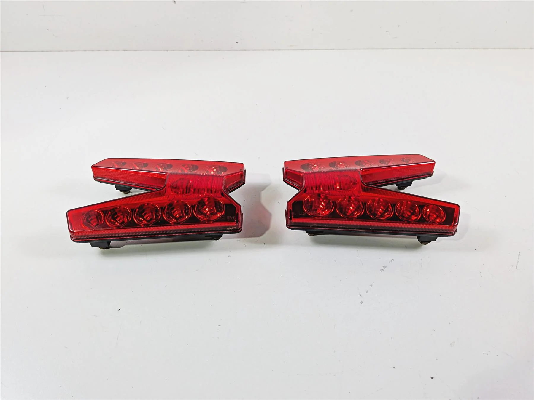 2021 Kawasaki Teryx KRX KRF 1000 ES Taillight Tail Light Lamp Set 23024-0005 - Image 4