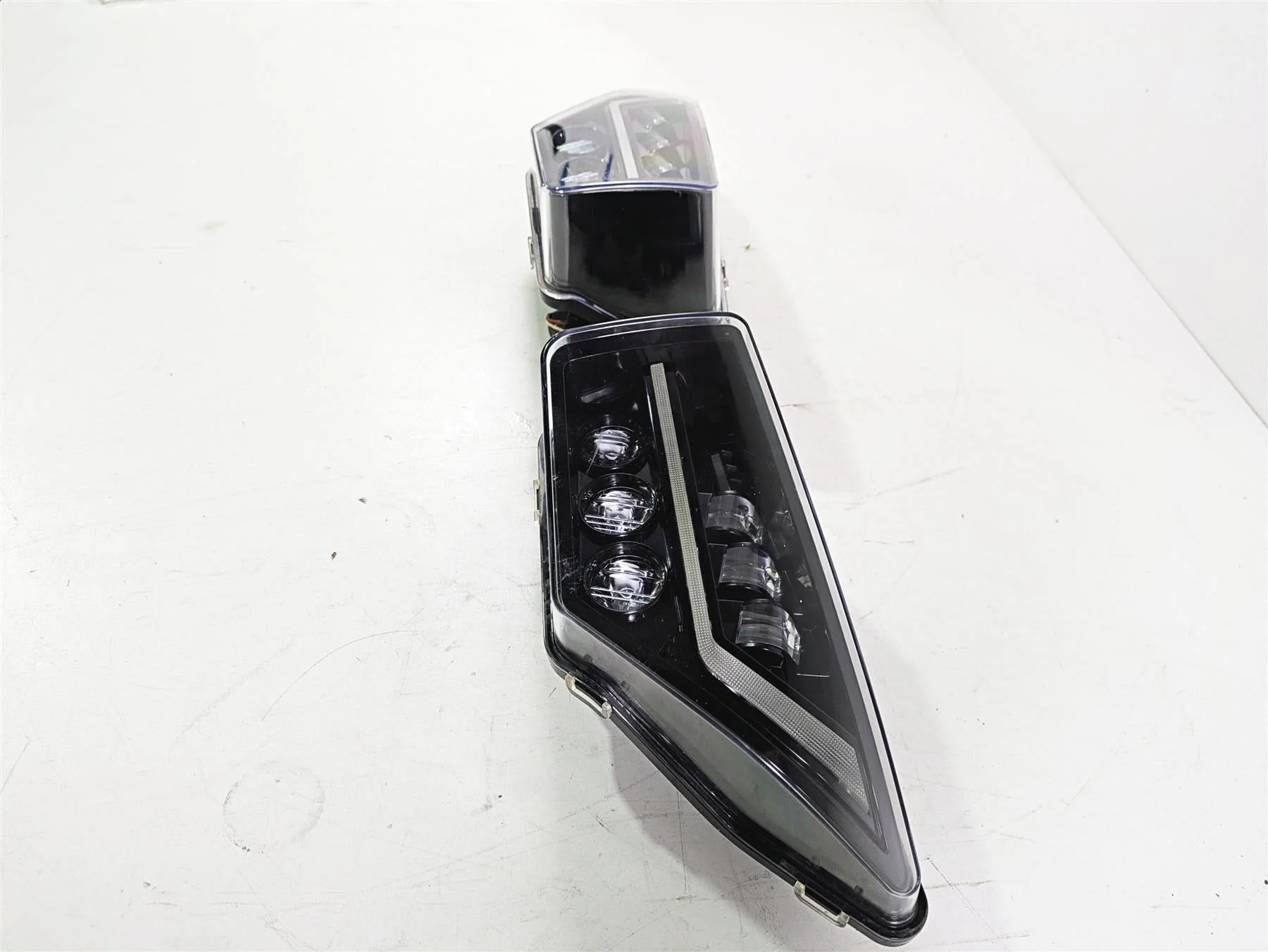 2021 Kawasaki Teryx KRX KRF 1000 Headlight Head Light Lamp 23004-0392 23004-0393 - Image 3