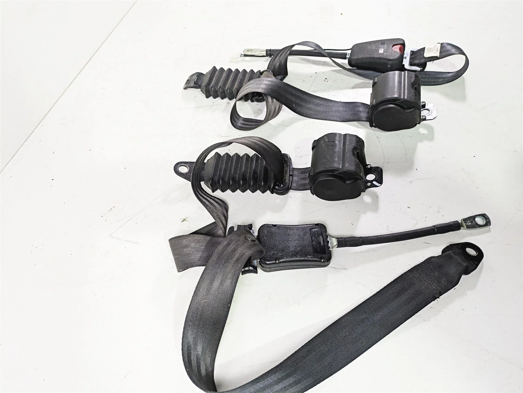 2021 Kawasaki Teryx KRX KRF 1000 Left Right Seat Belt Set 53061-0358 53061-0359 - Image 2