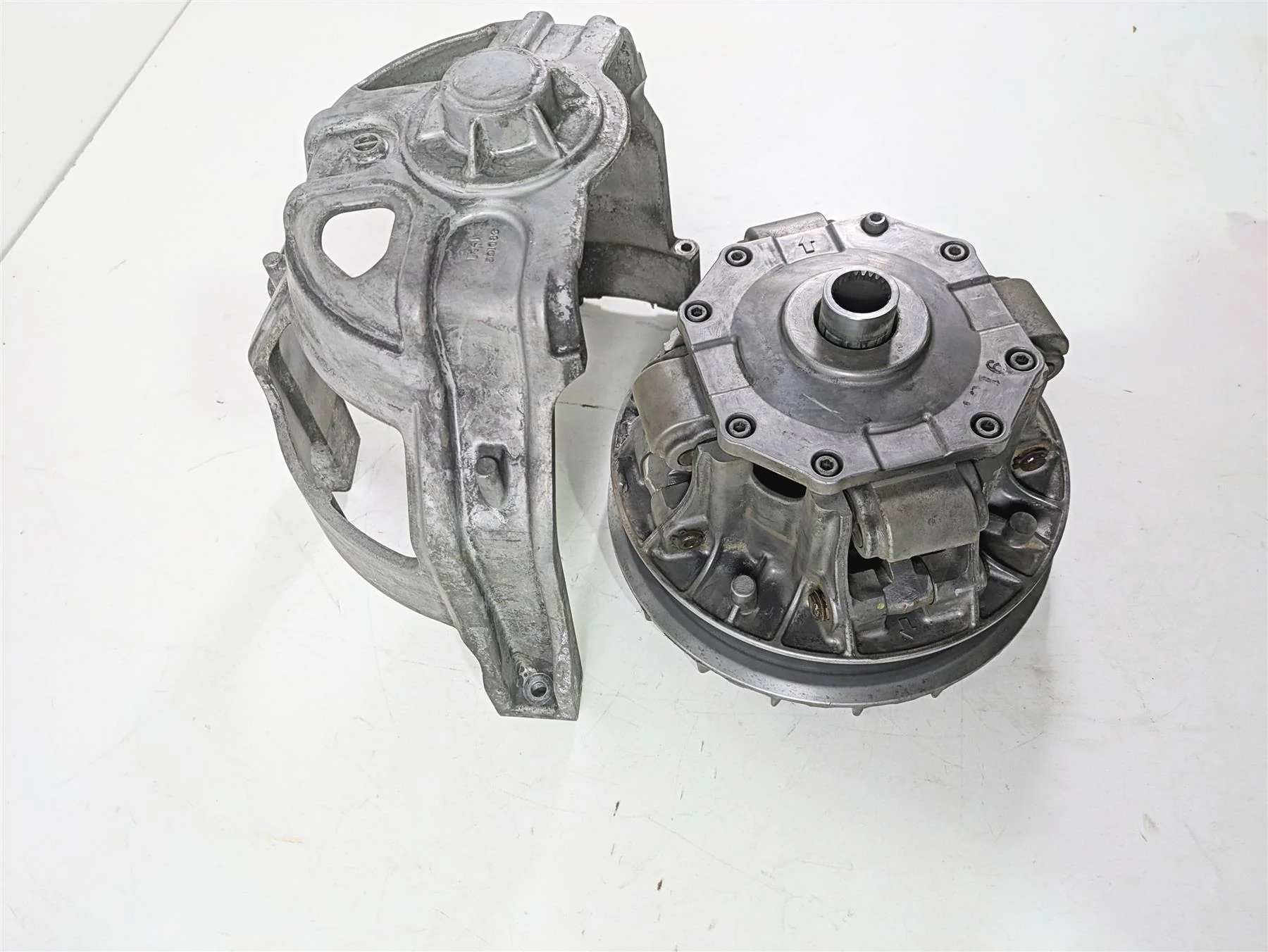 2021 Kawasaki Teryx KRX KRF 1000 Primary Drive Clutch - Read 49093-0077 - Image 12